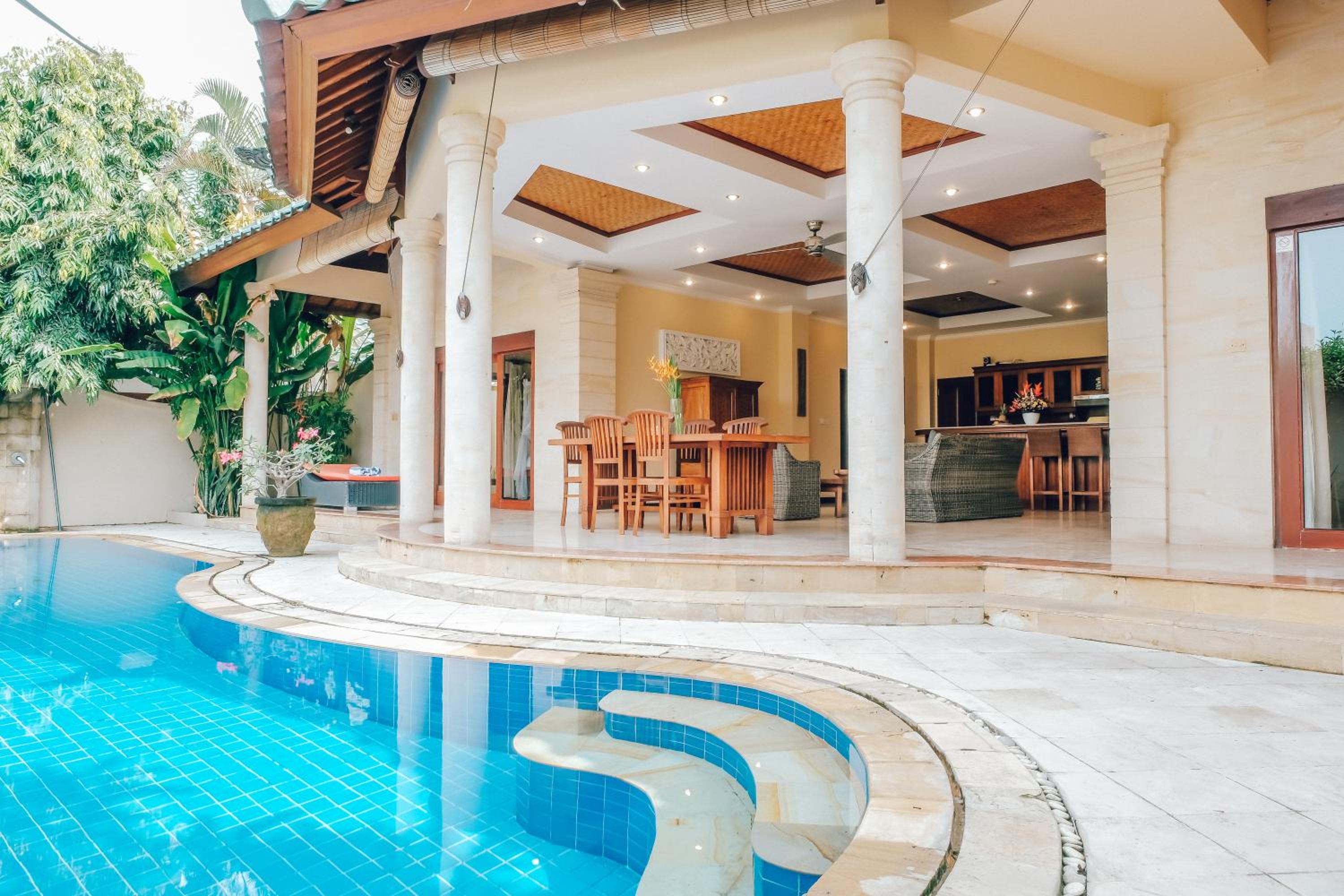 Three-Bedroom  Deluxe Villa photo 3