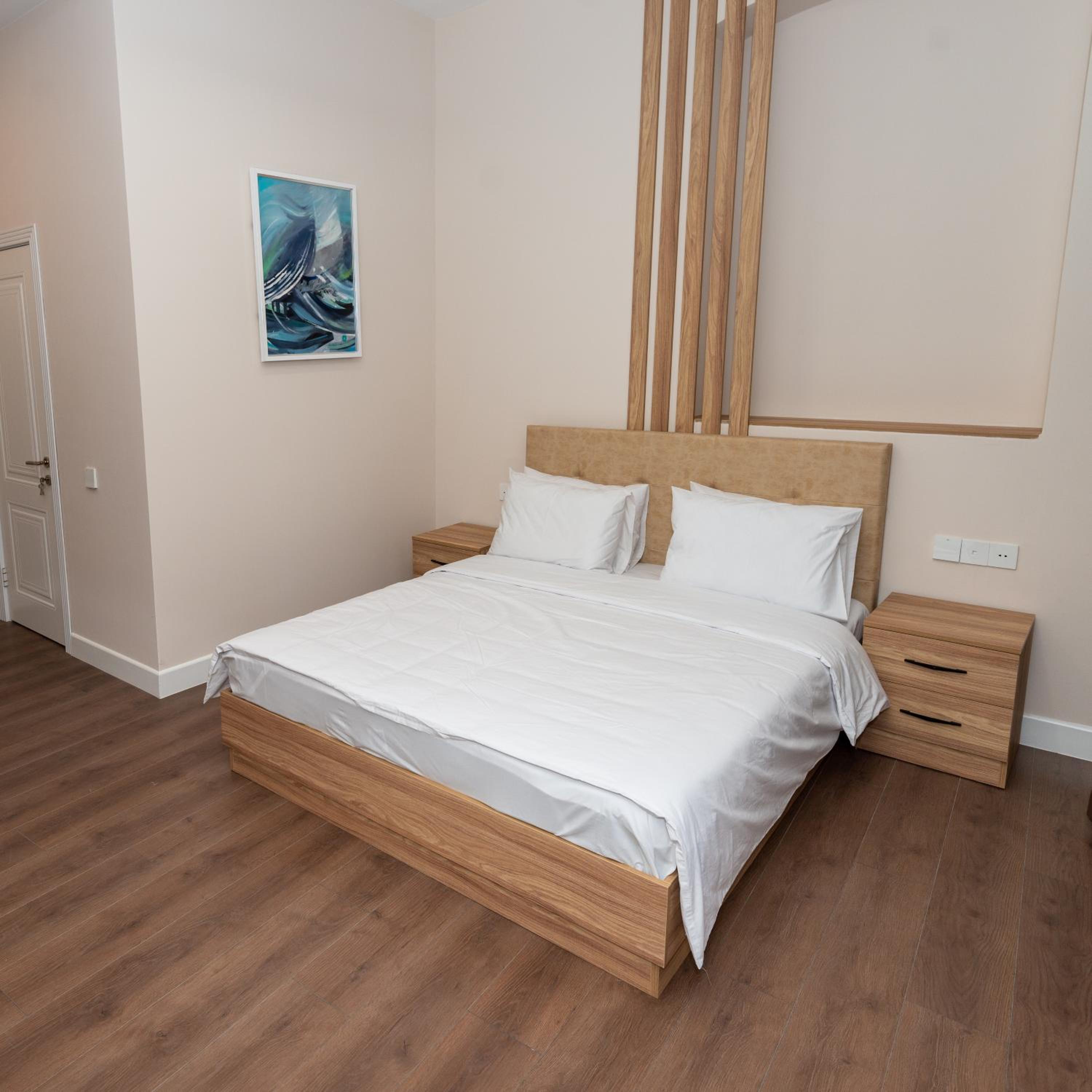Standard King Room photo 1