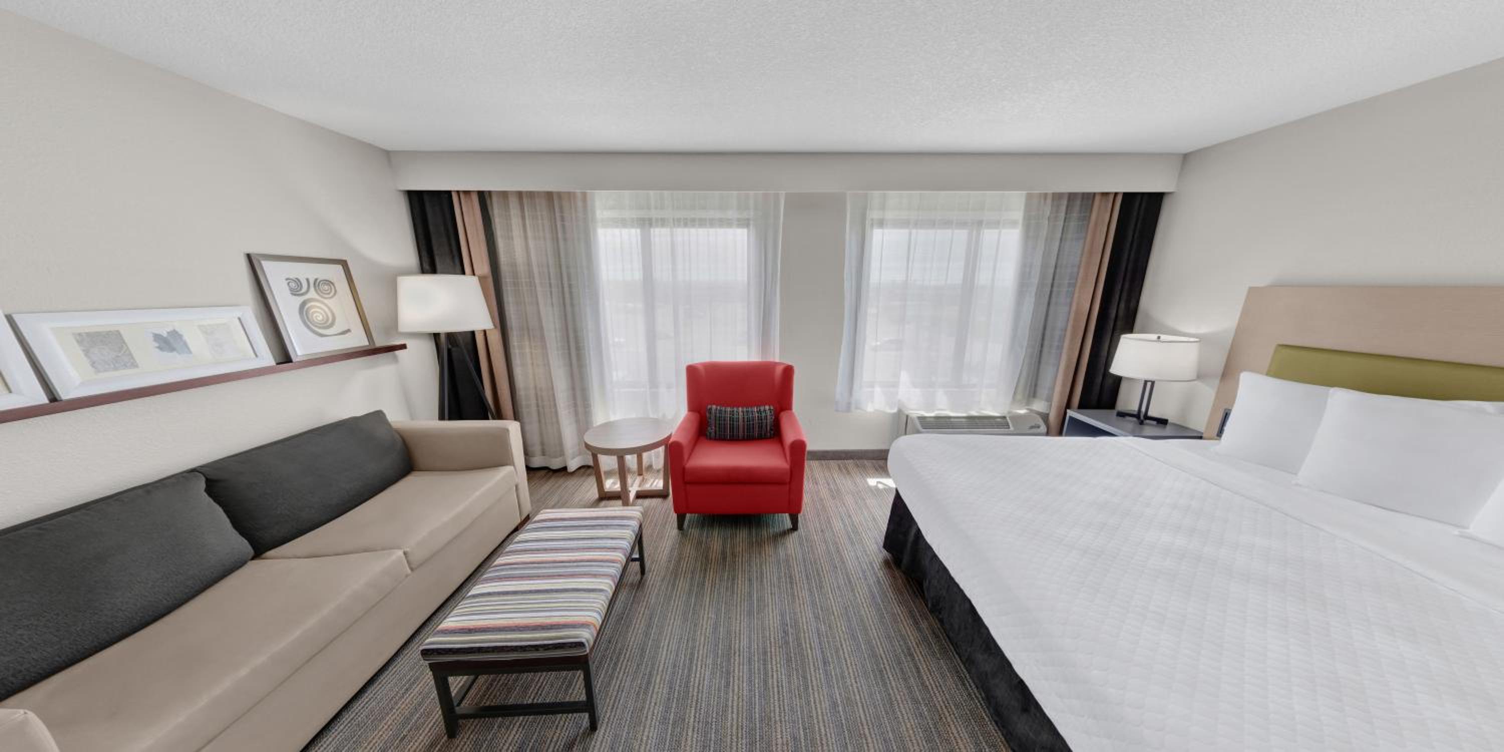 One-Bedroom King Suite with Bunk Beds - Photo 1