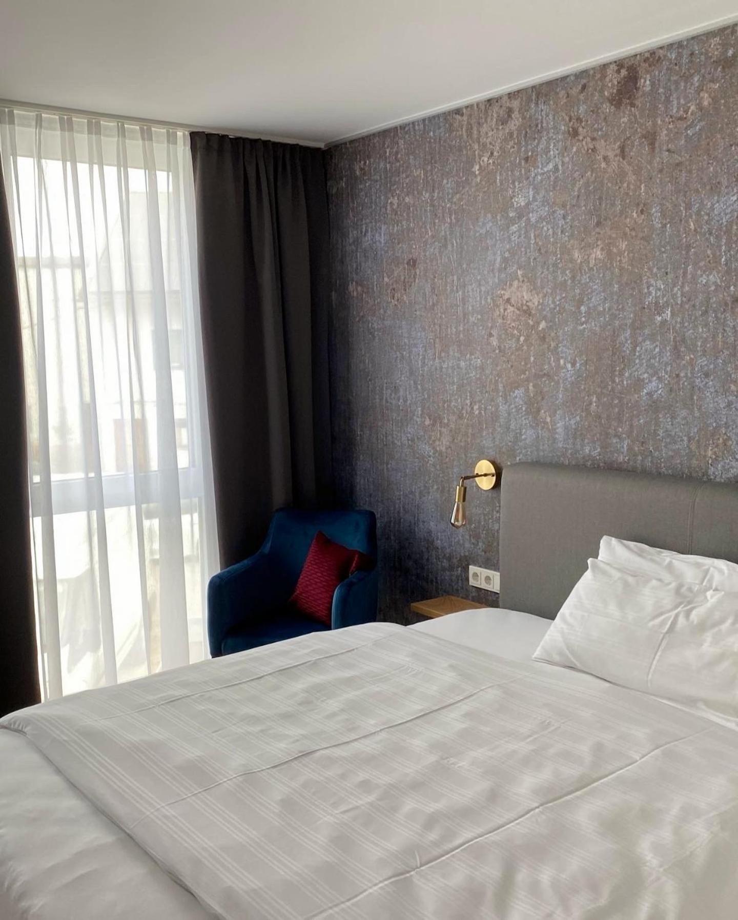 Double Room - Photo 8
