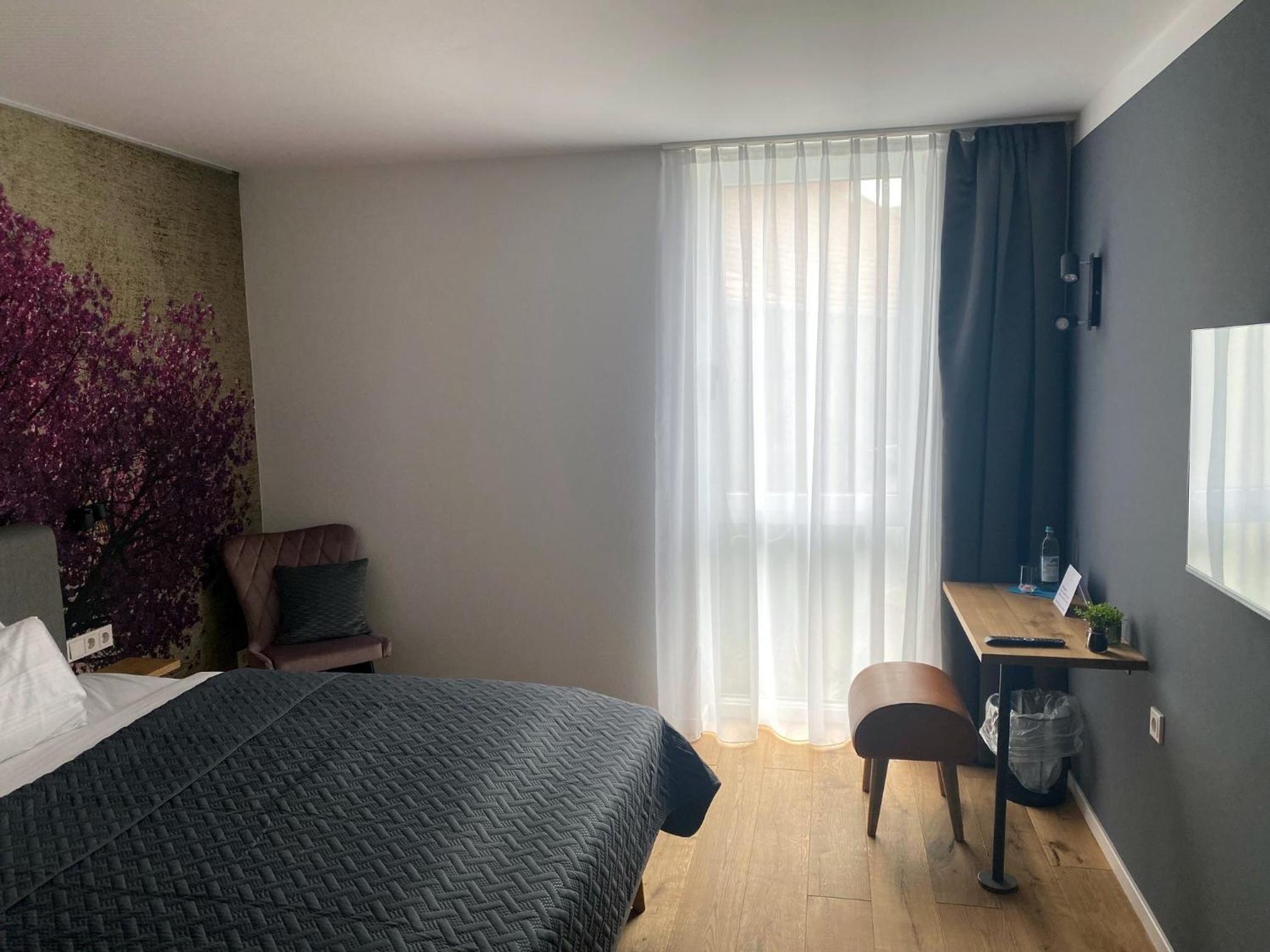 Double Room - Photo 6