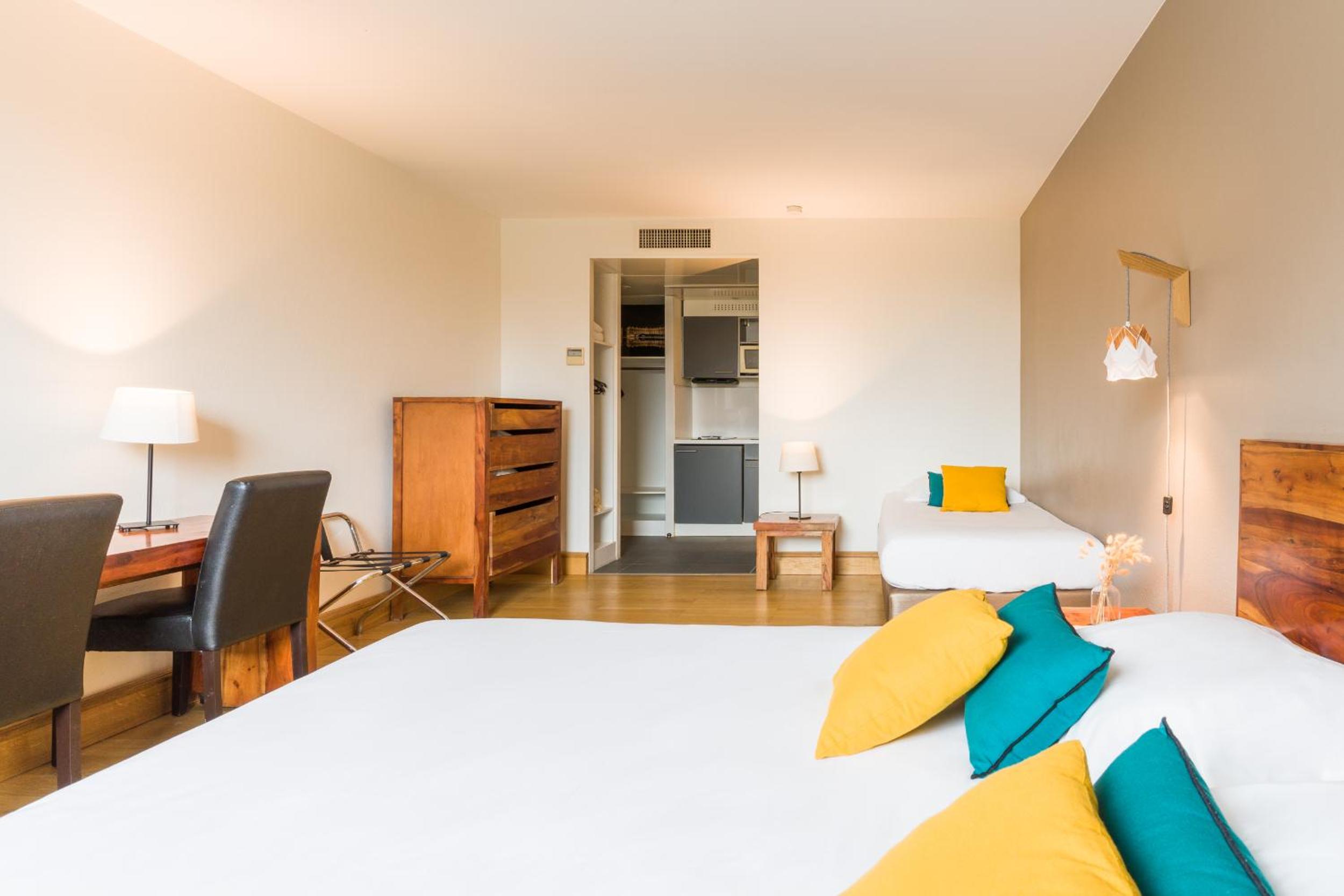 Triple Room - Photo 6