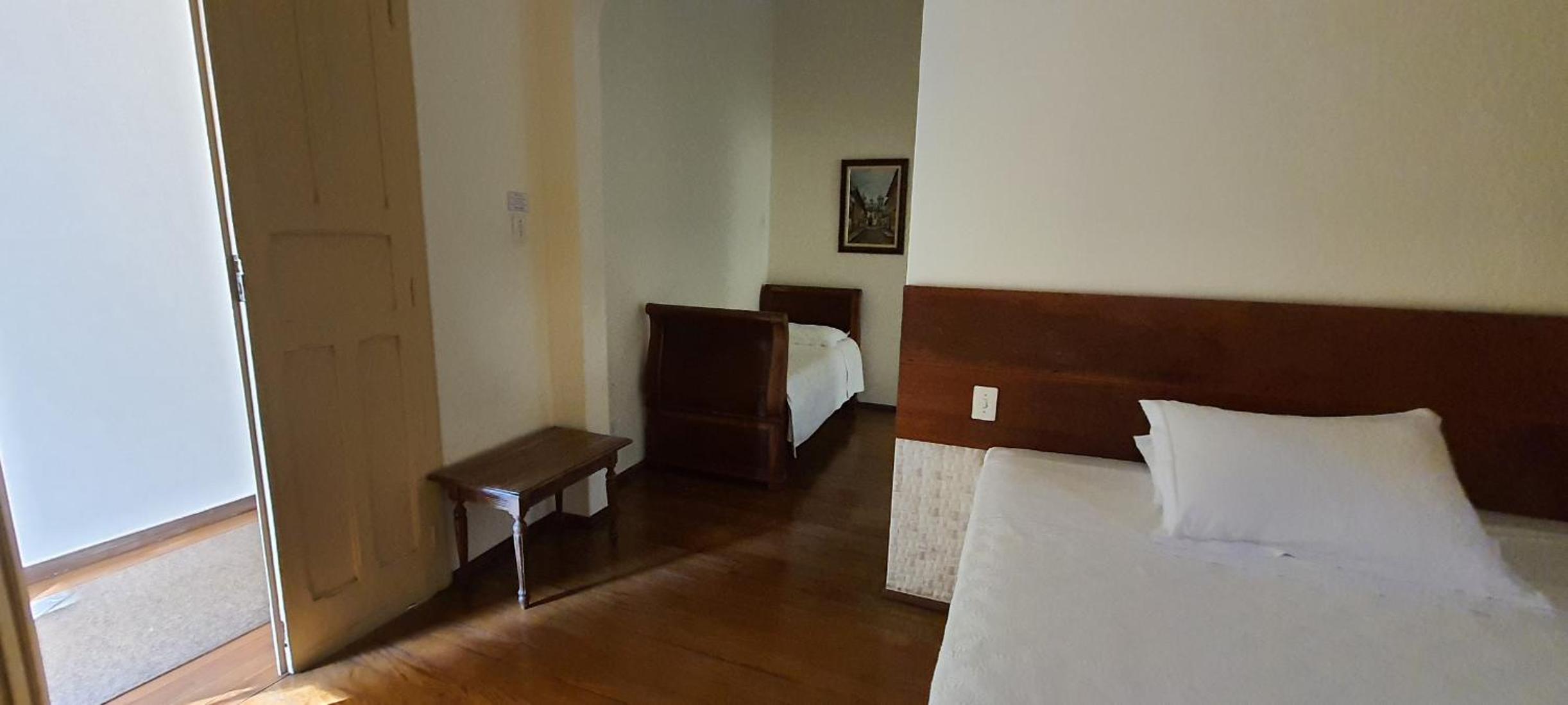 Standard Queen Room - Photo 2