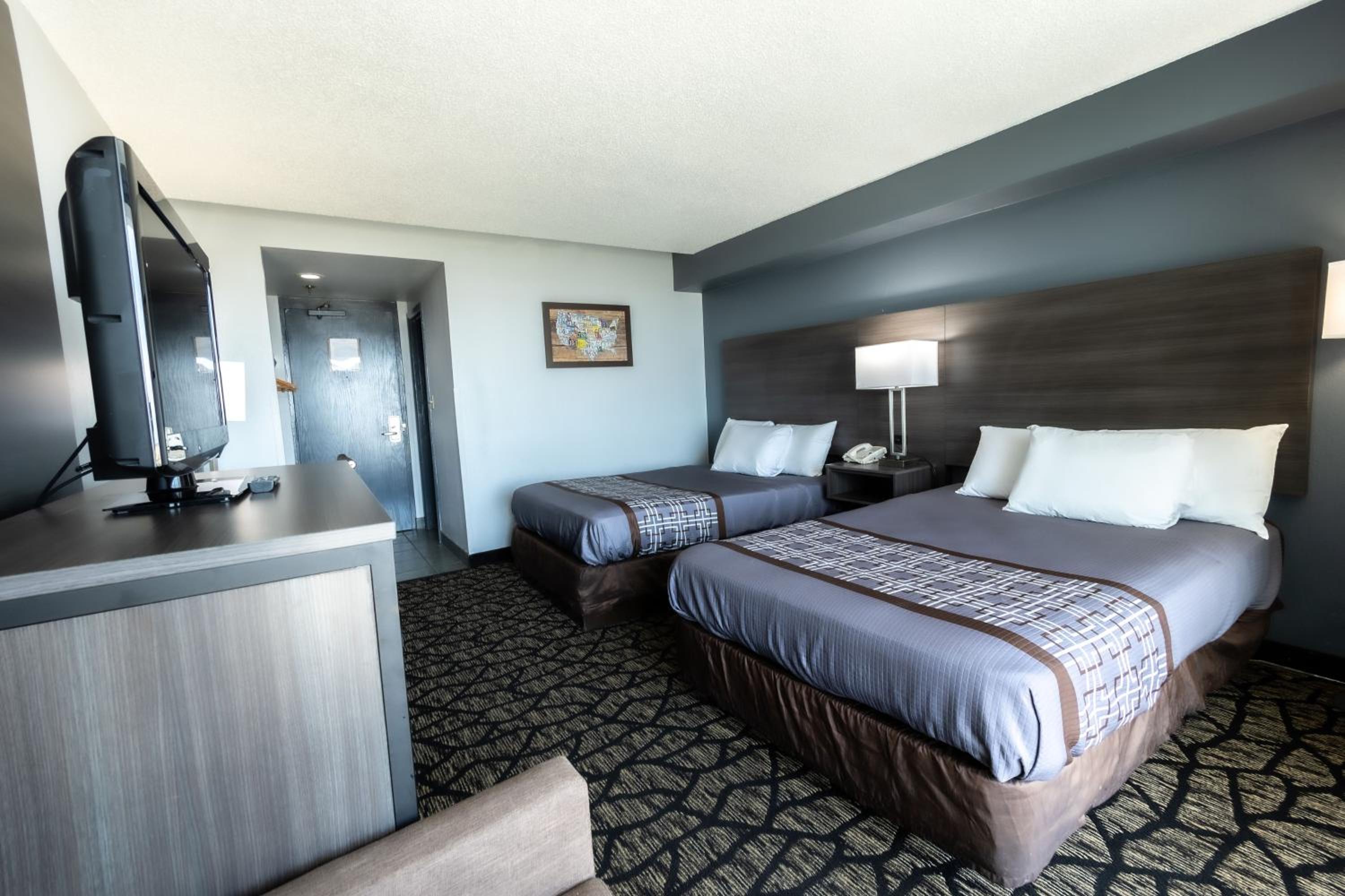 Double Room with Two Double Beds - Non-Smoking - Photo 3