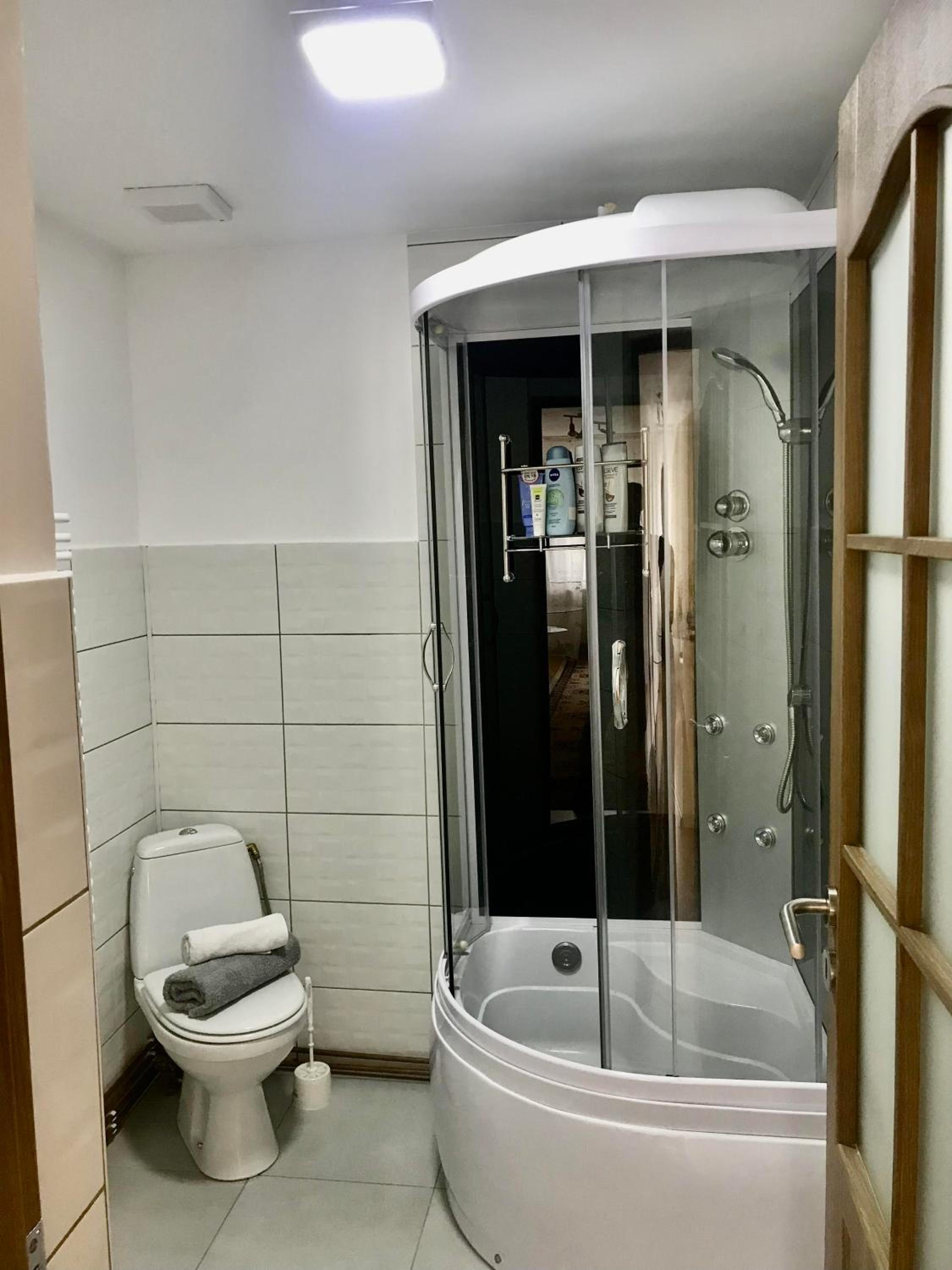 Deluxe Double or Twin Room - Photo 4