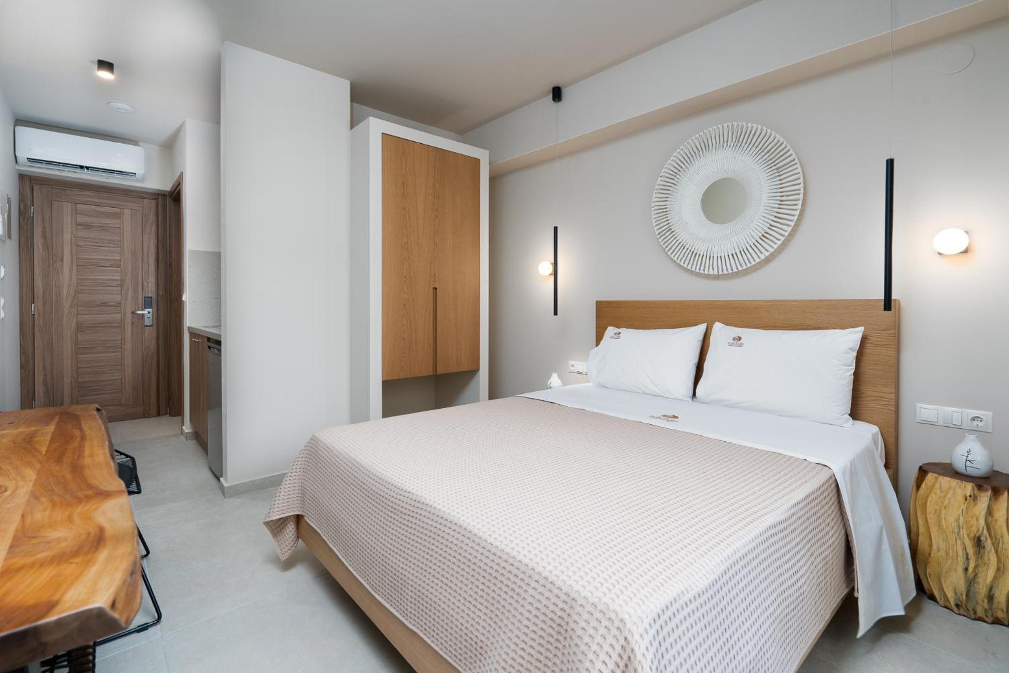 Standard Double Room - Photo 2