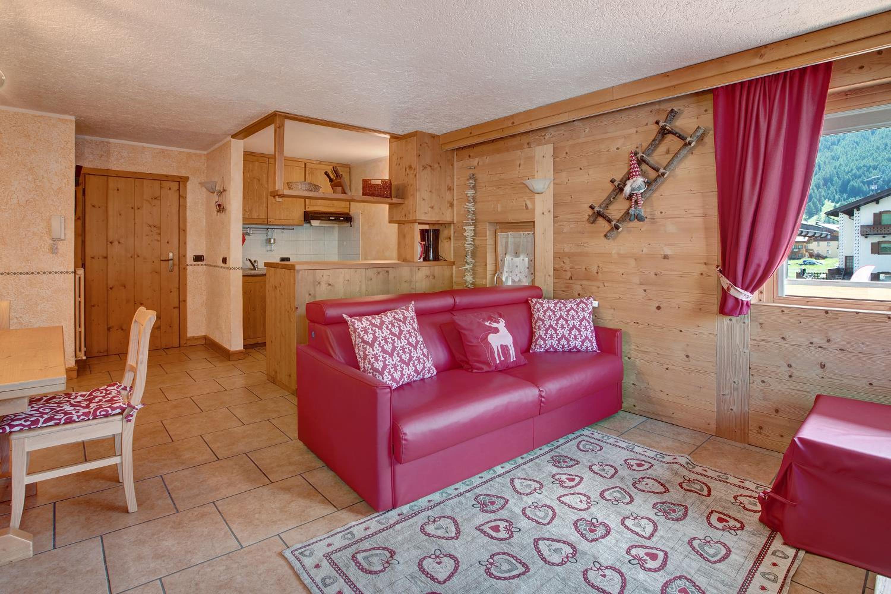 Two-Bedroom Deluxe Apartment with Garden View