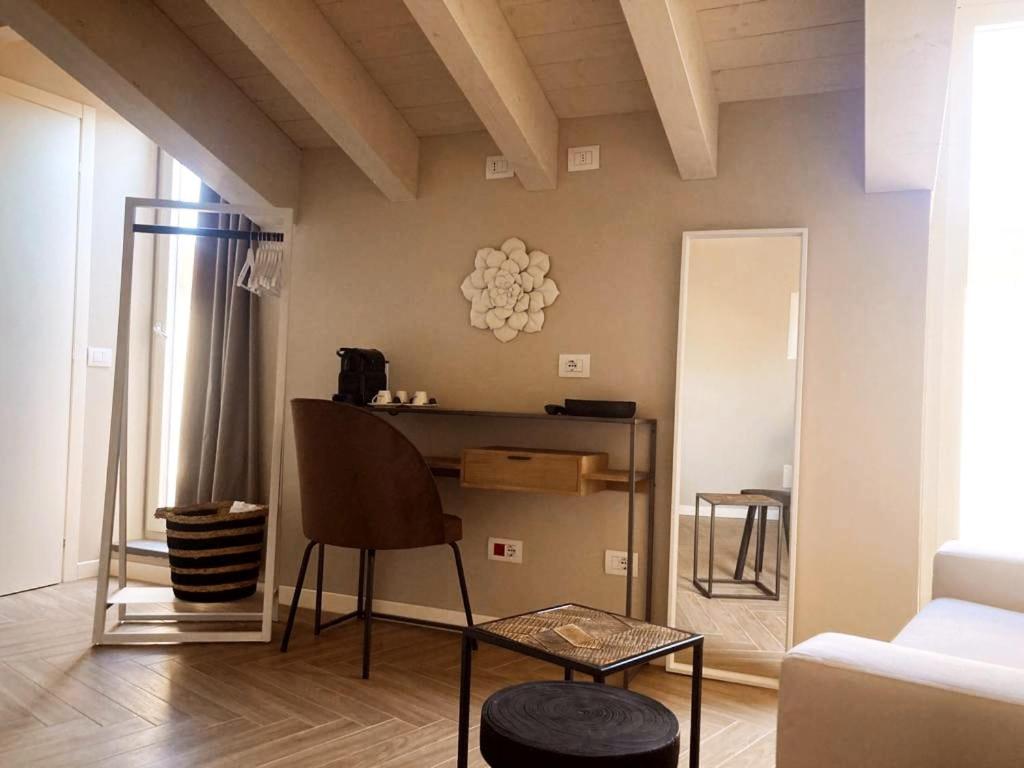 Quadruple Room with Private Bathroom photo 2