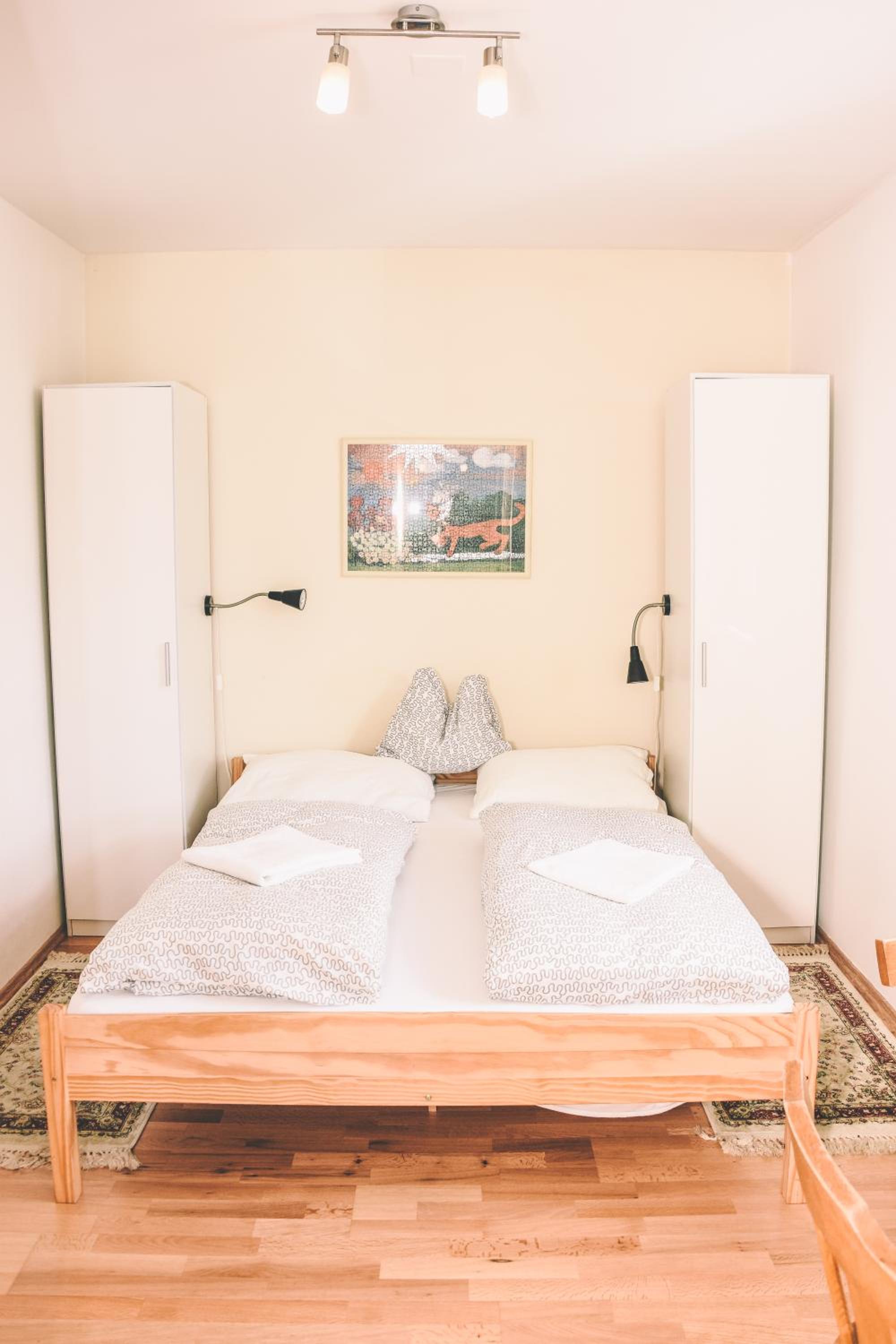 Economy Double Room - Photo 3