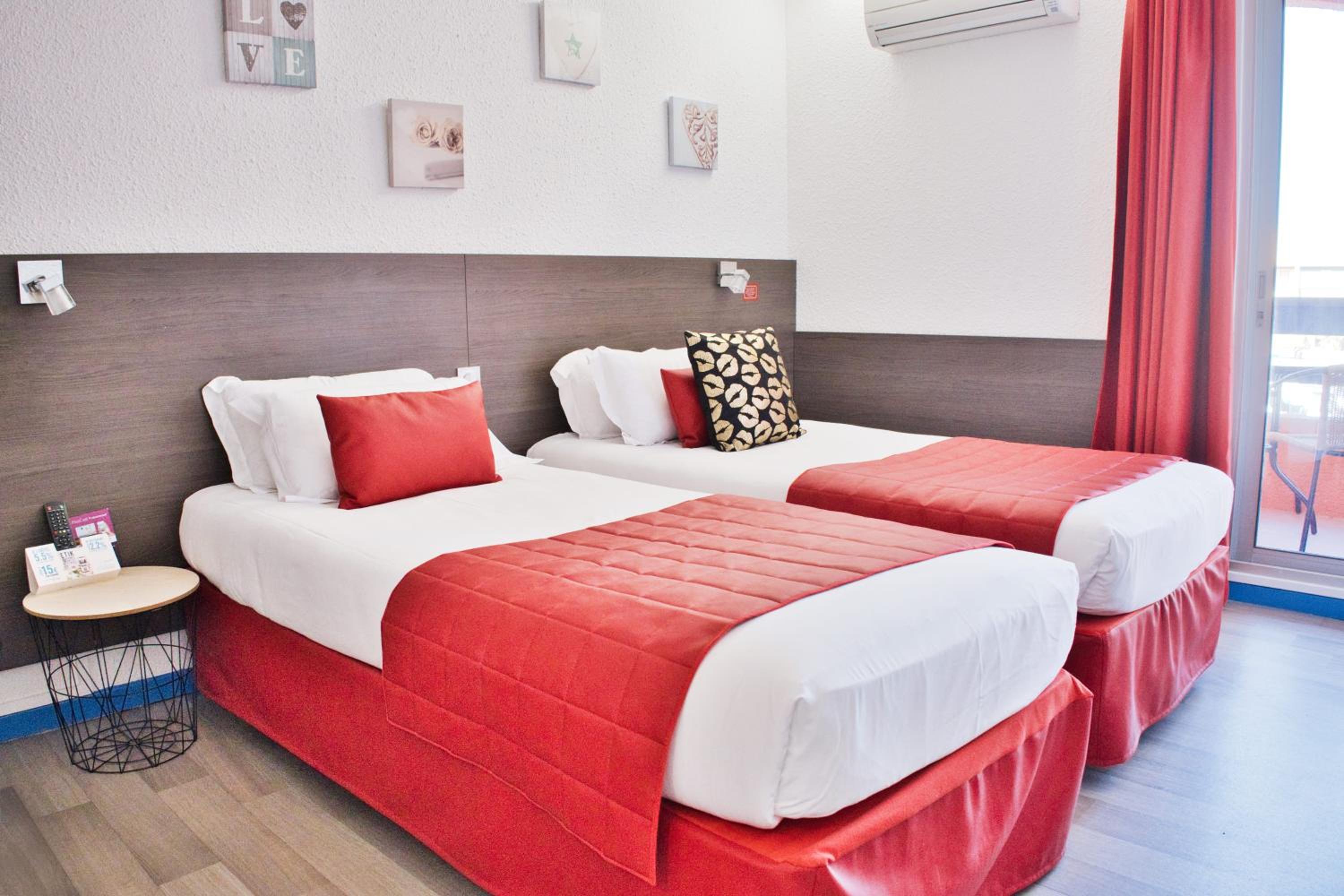 Twin Room with Village View - Photo 1