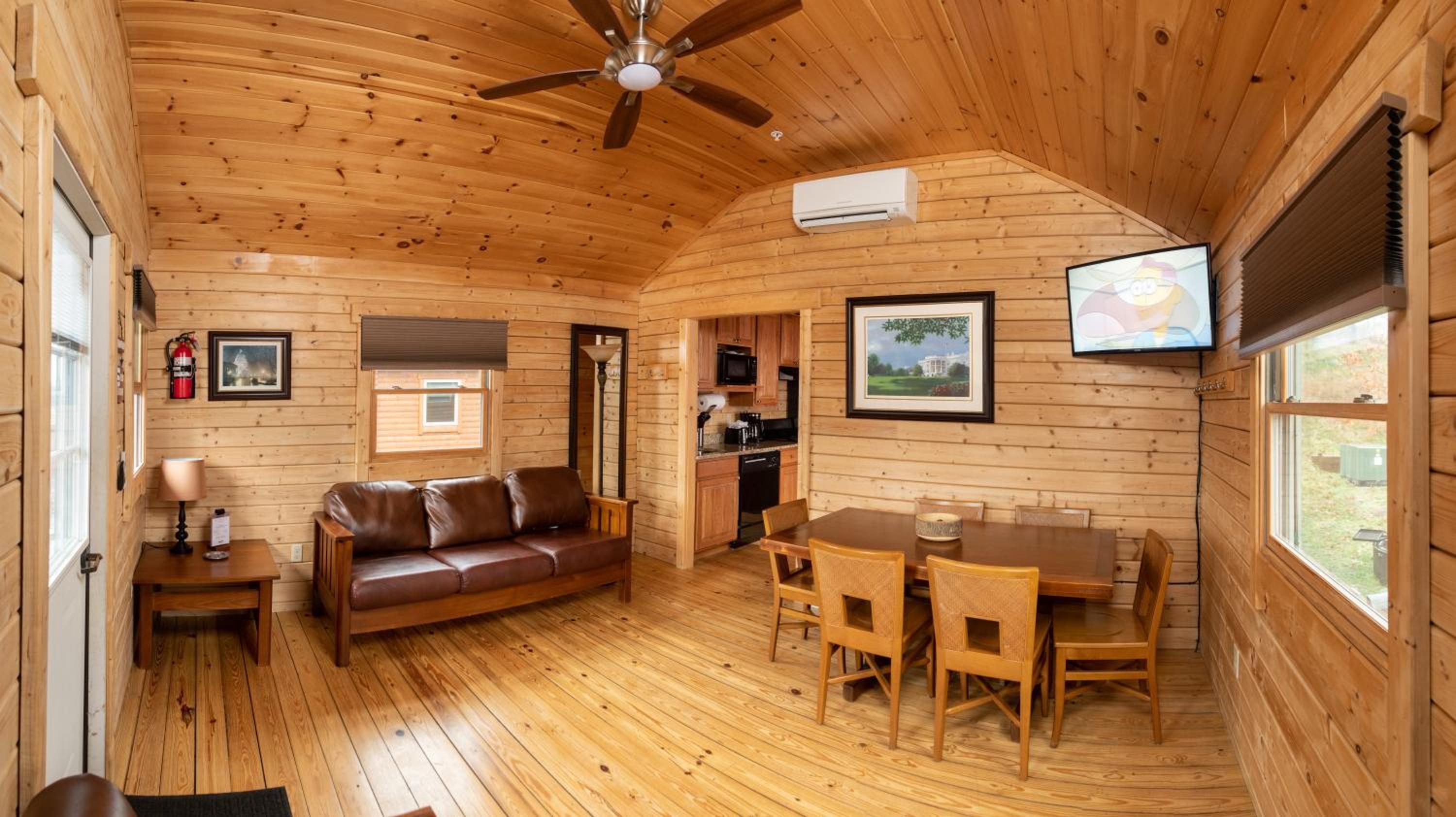 Two-Bedroom House photo 3