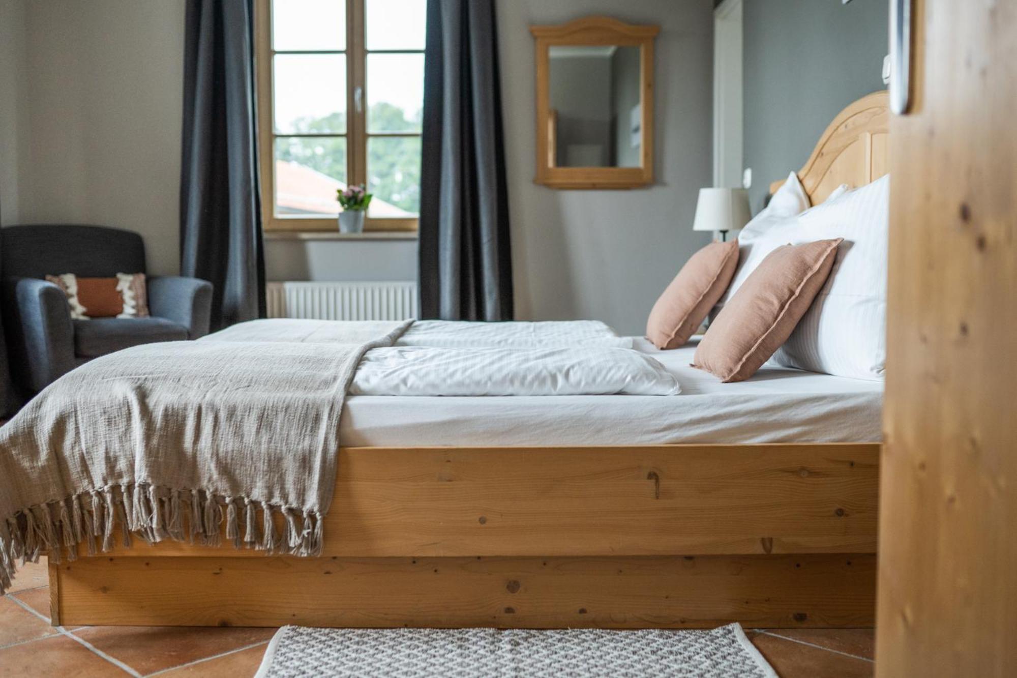 Double Room - Photo 4
