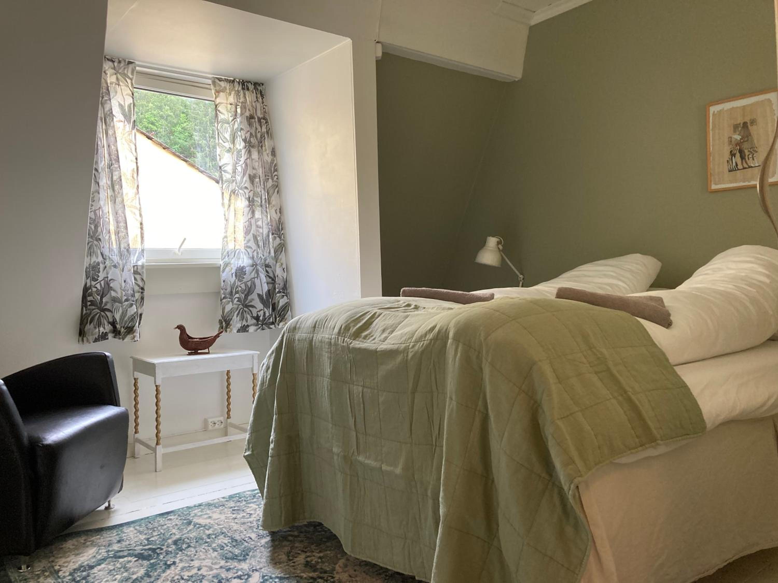 Double Room with Private Bathroom photo 1