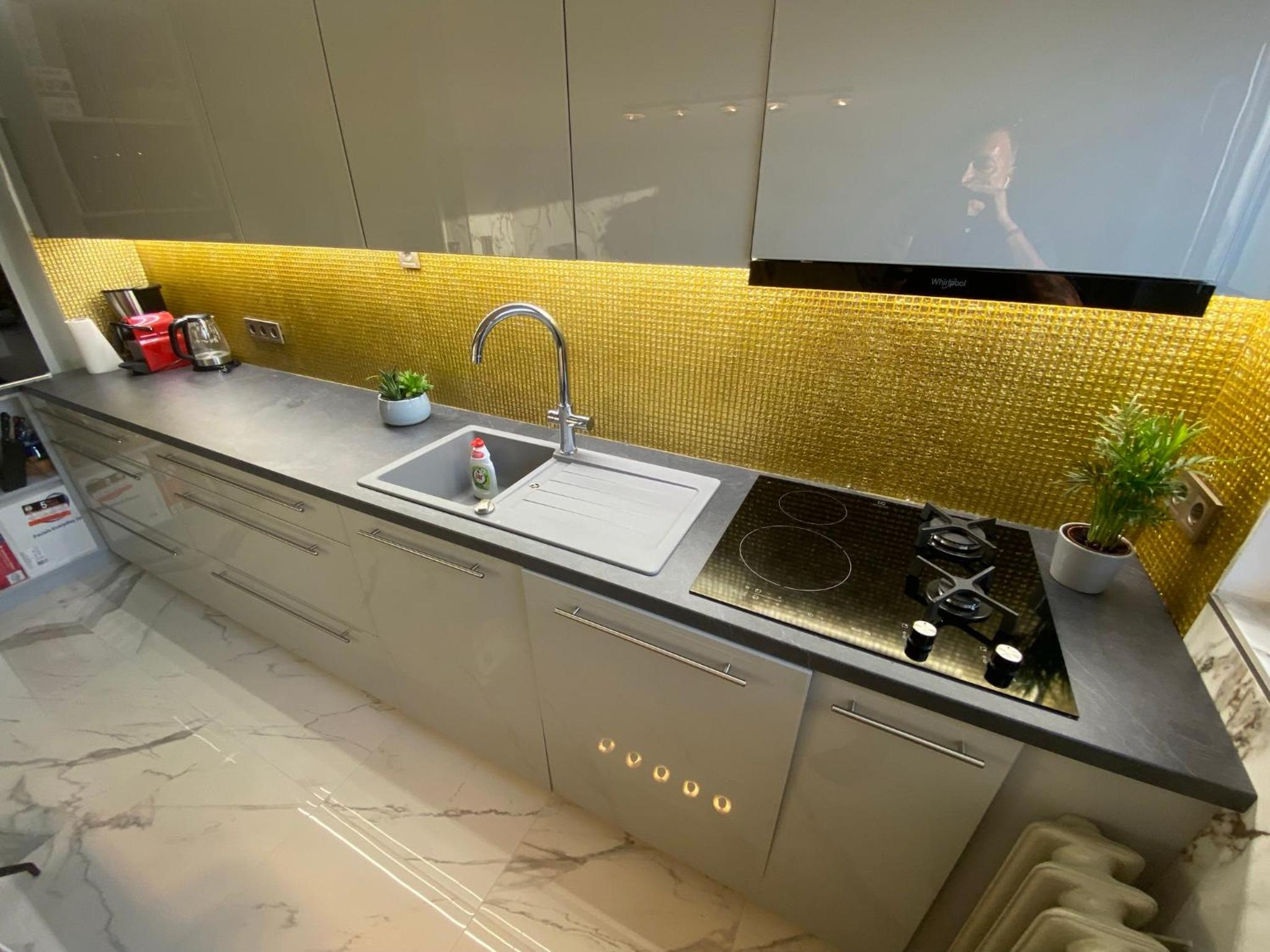 One-Bedroom Apartment - Photo 38