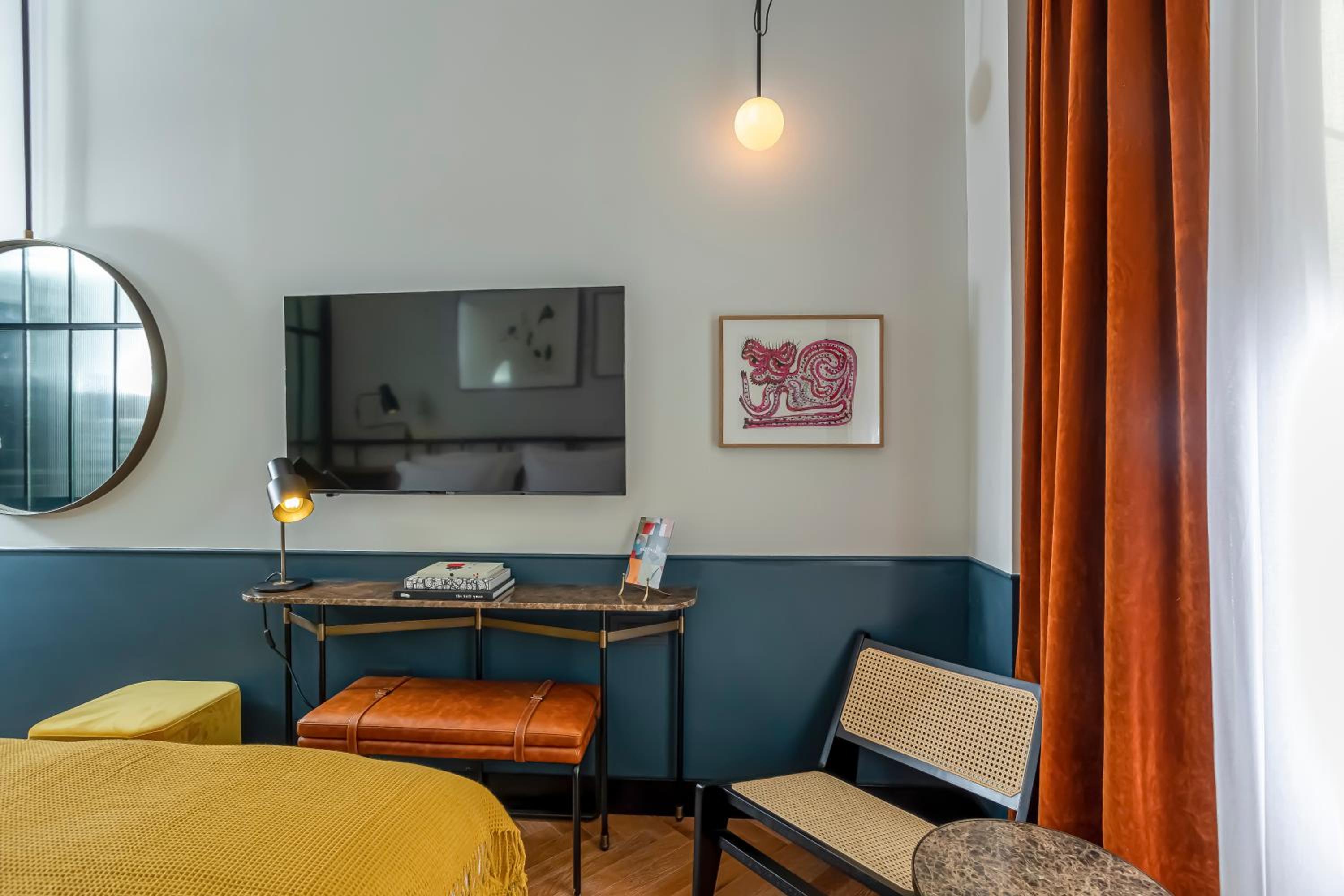 Standard Double or Twin Room with Garden View - Photo 8