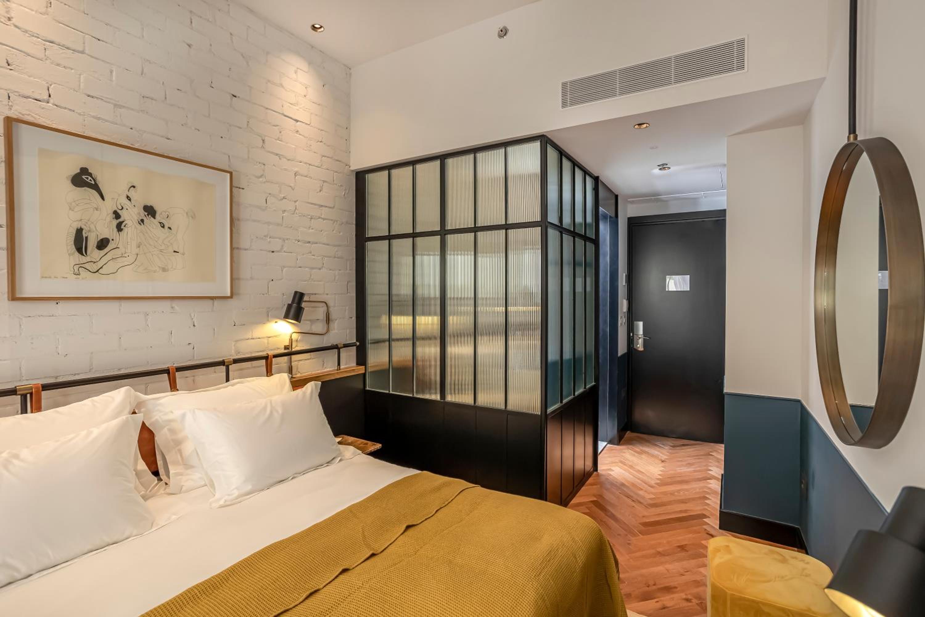 Standard Double or Twin Room with Garden View - Photo 2
