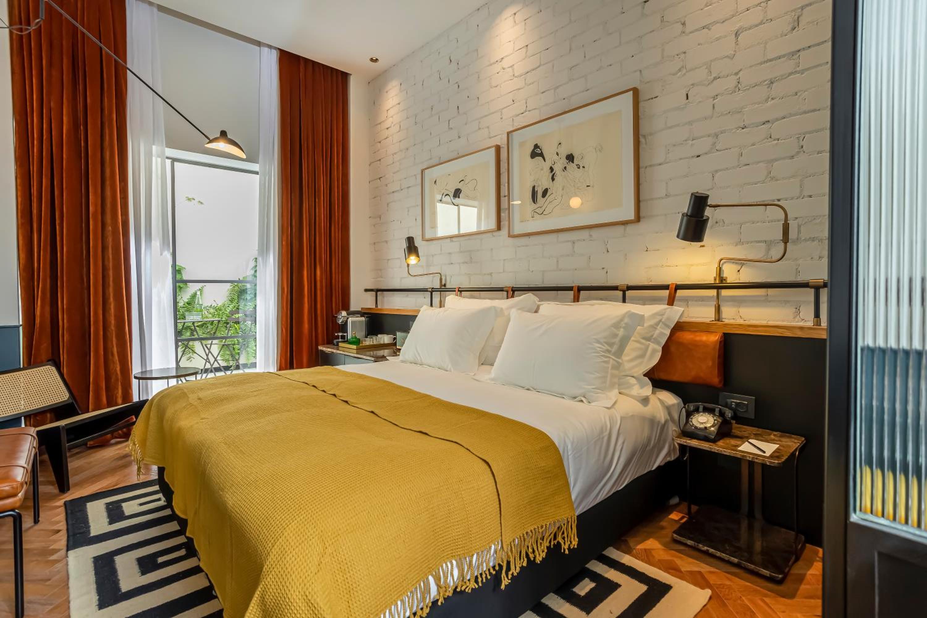 Standard Double or Twin Room with Garden View - Photo 1