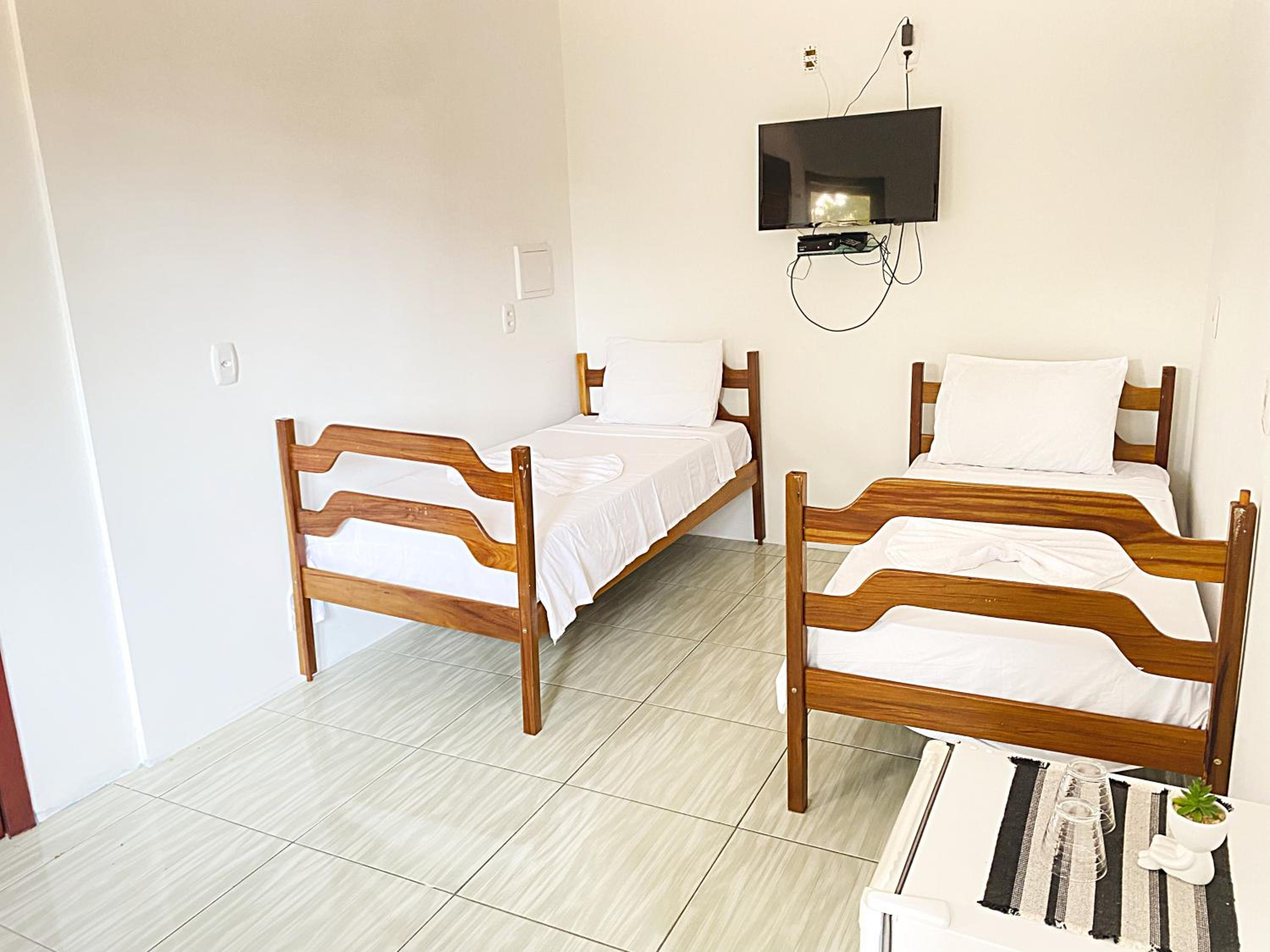 Quadruple Room - Photo 7