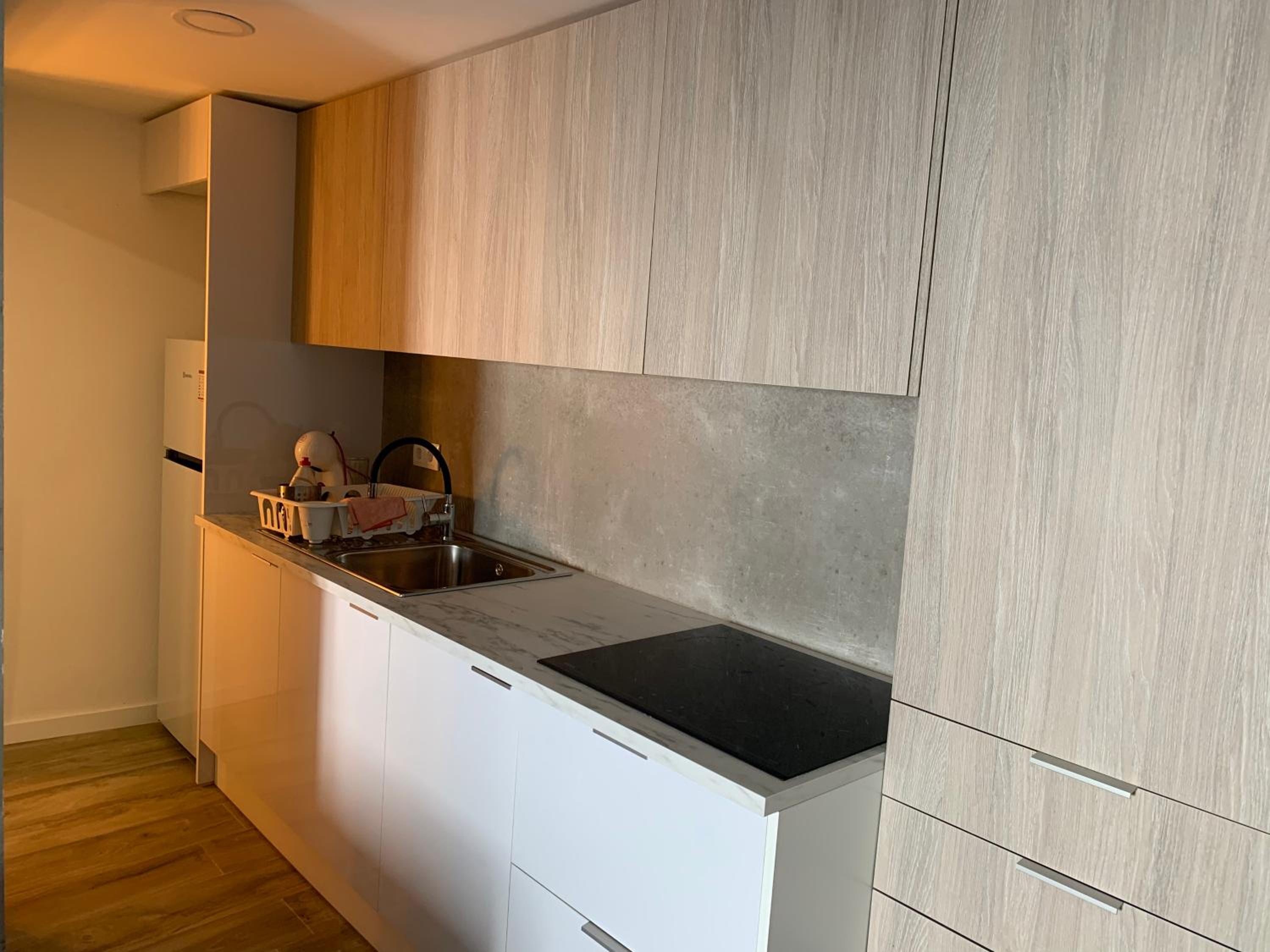 One-Bedroom Apartment - Photo 4