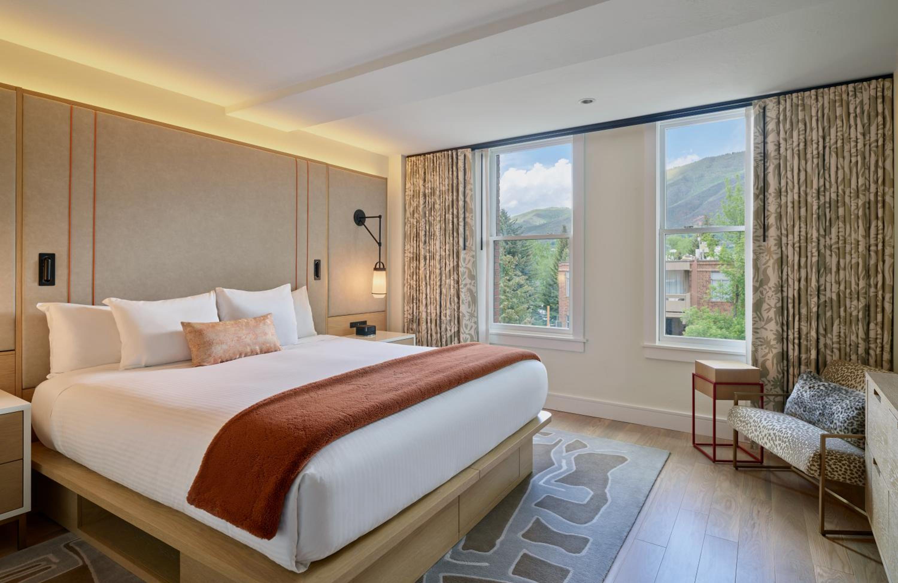 Deluxe Suite - Photo 2