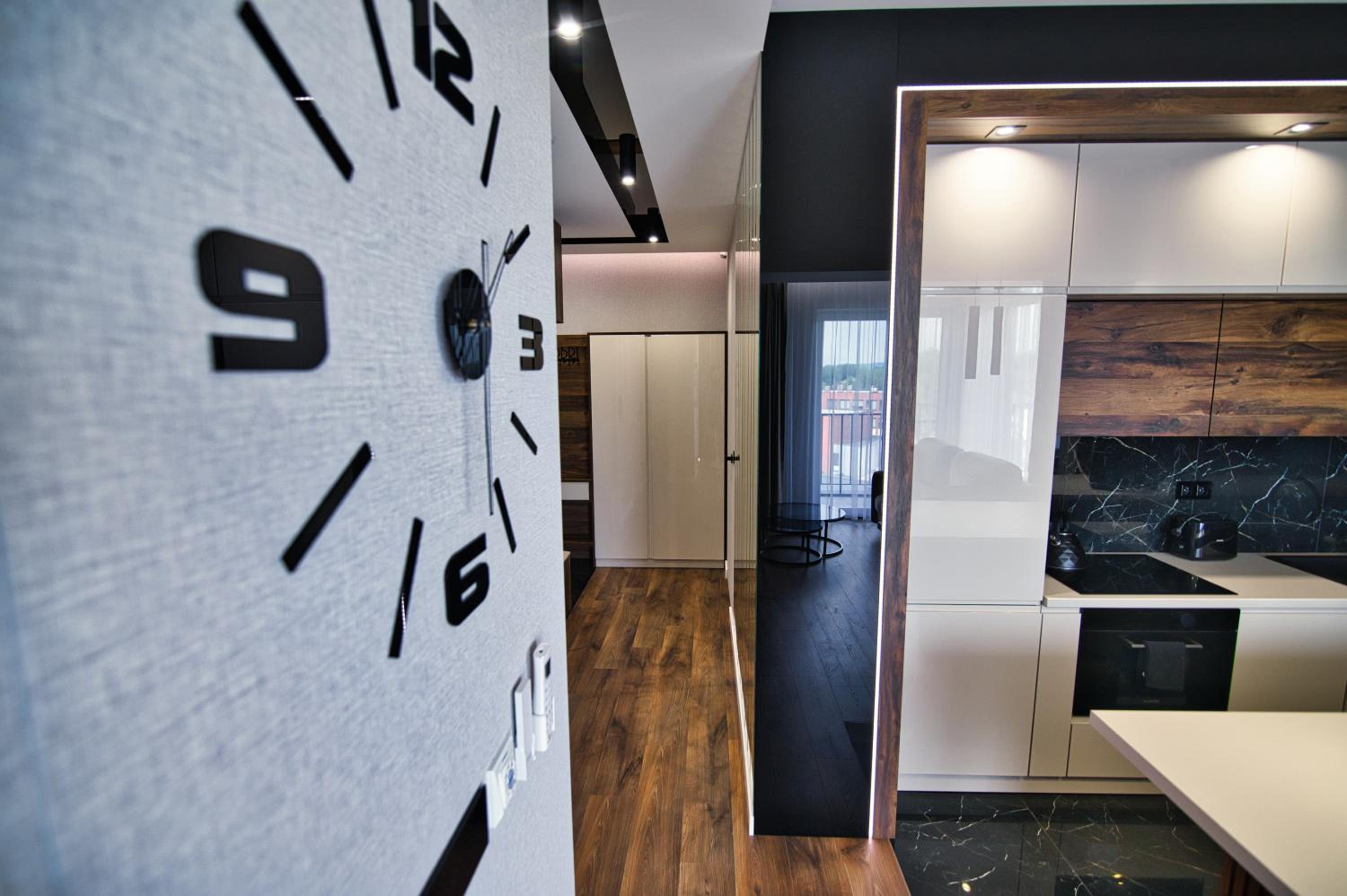 Two-Bedroom Apartment - Photo 16