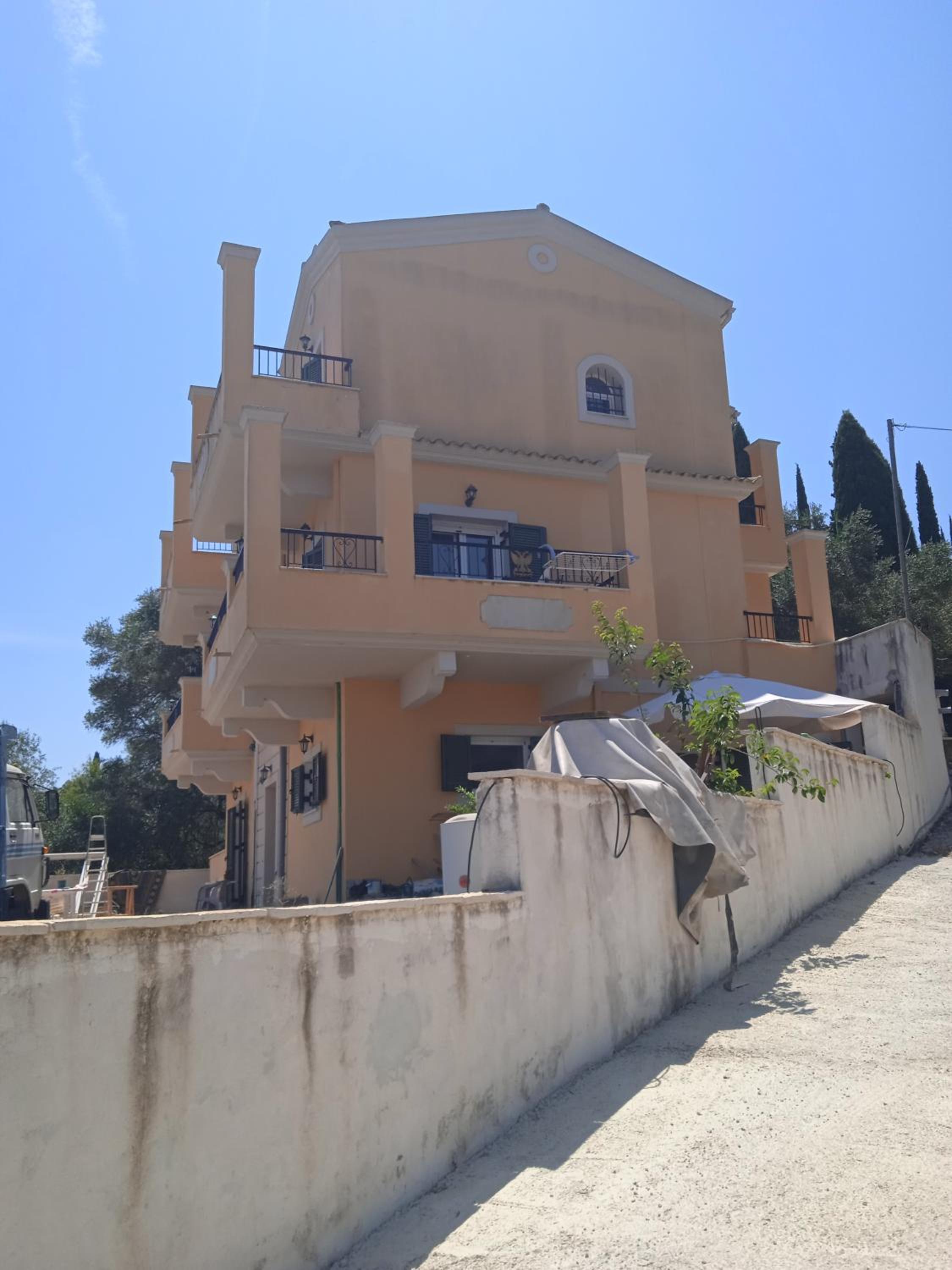 Two-Bedroom House - Photo 25