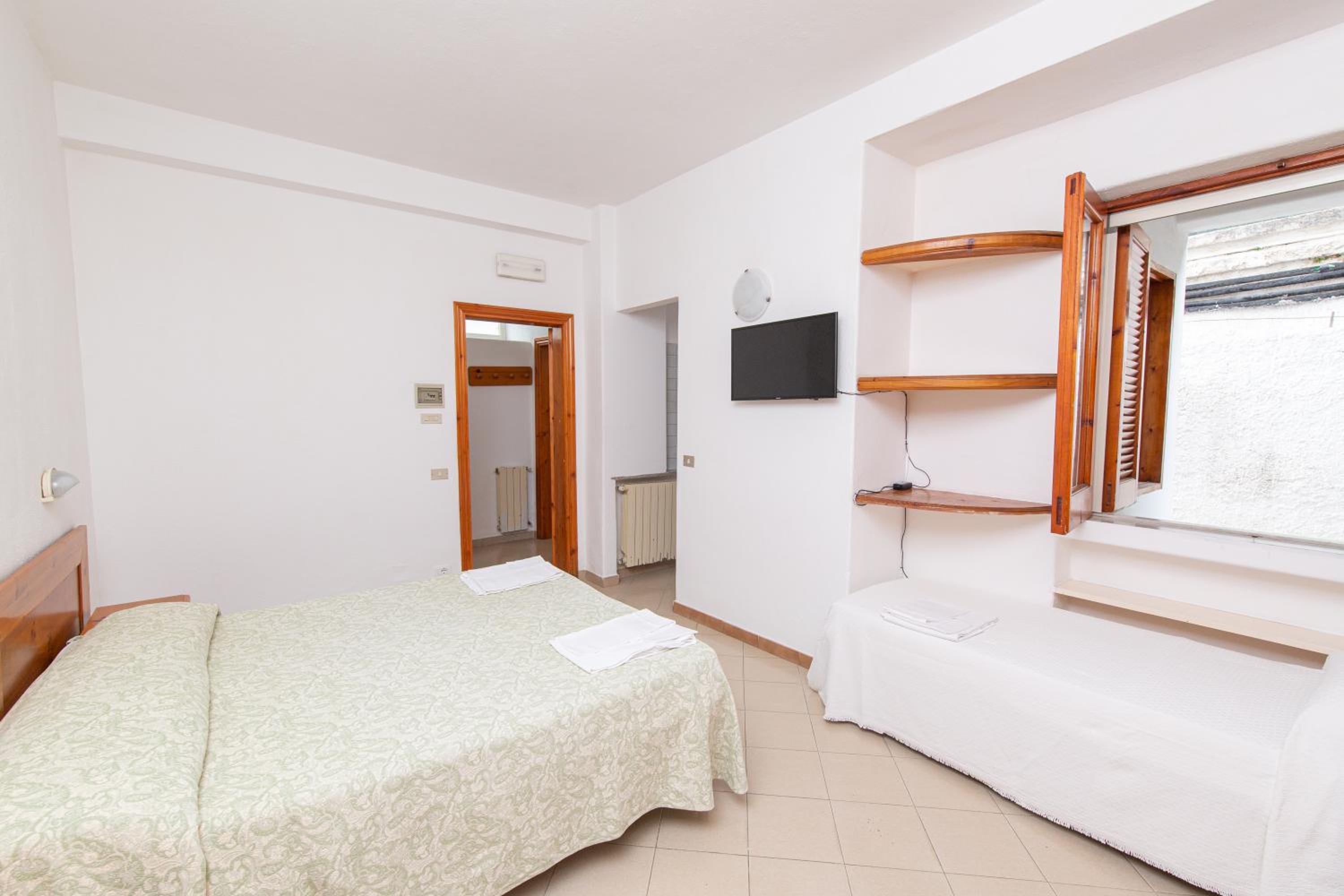 Apartment - Photo 12