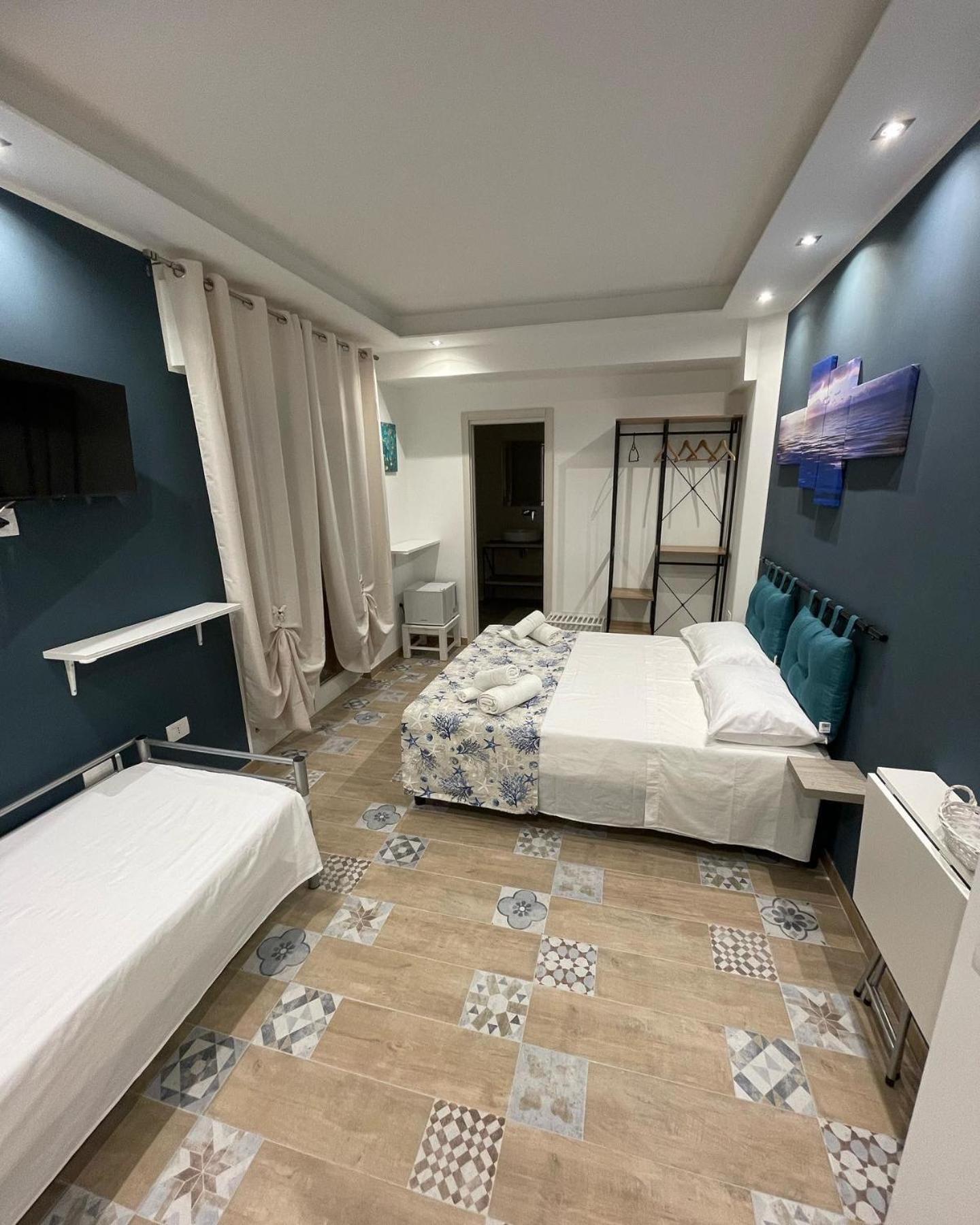 Triple Room with Balcony photo 3