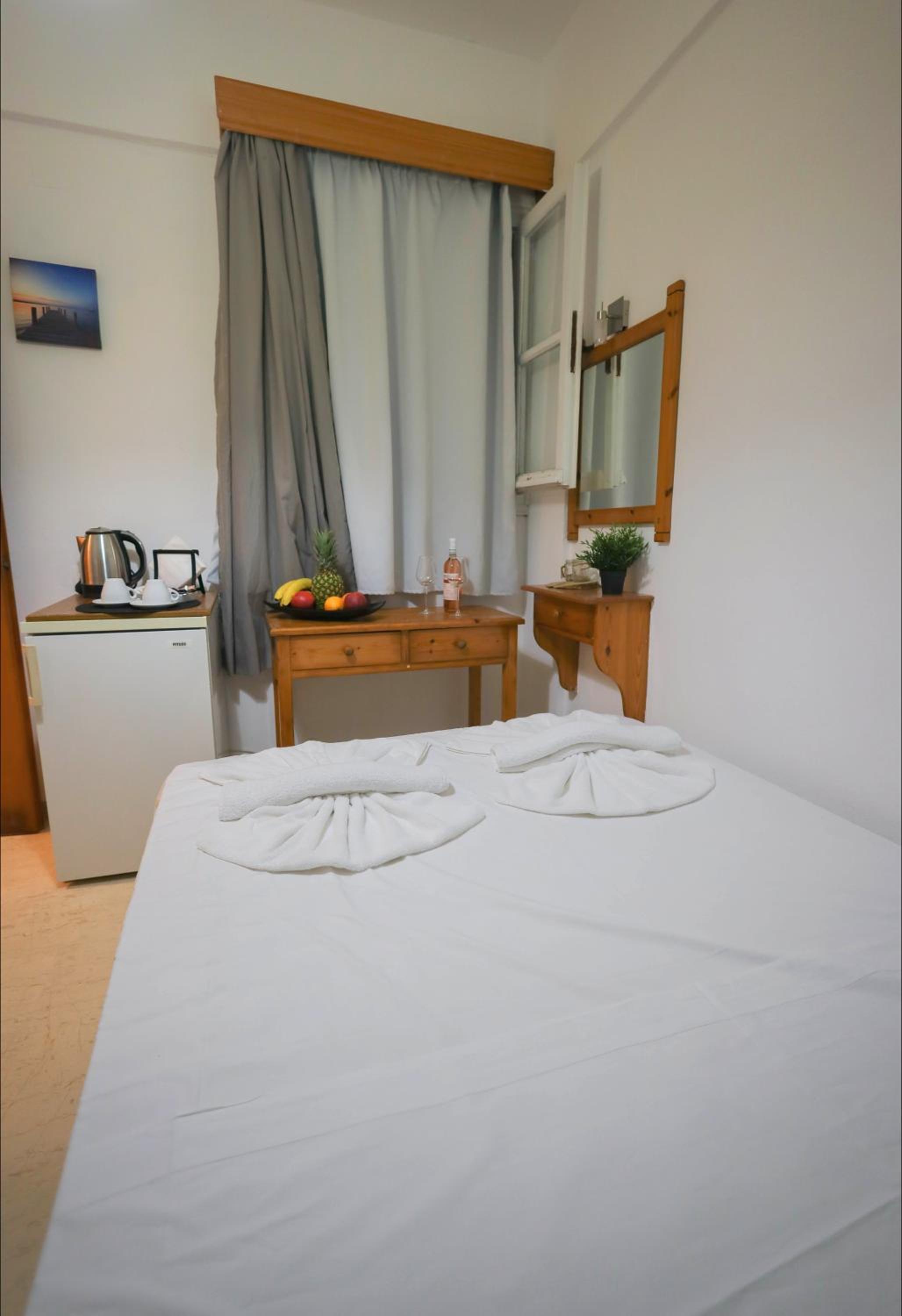 Studio Apartment photo 2