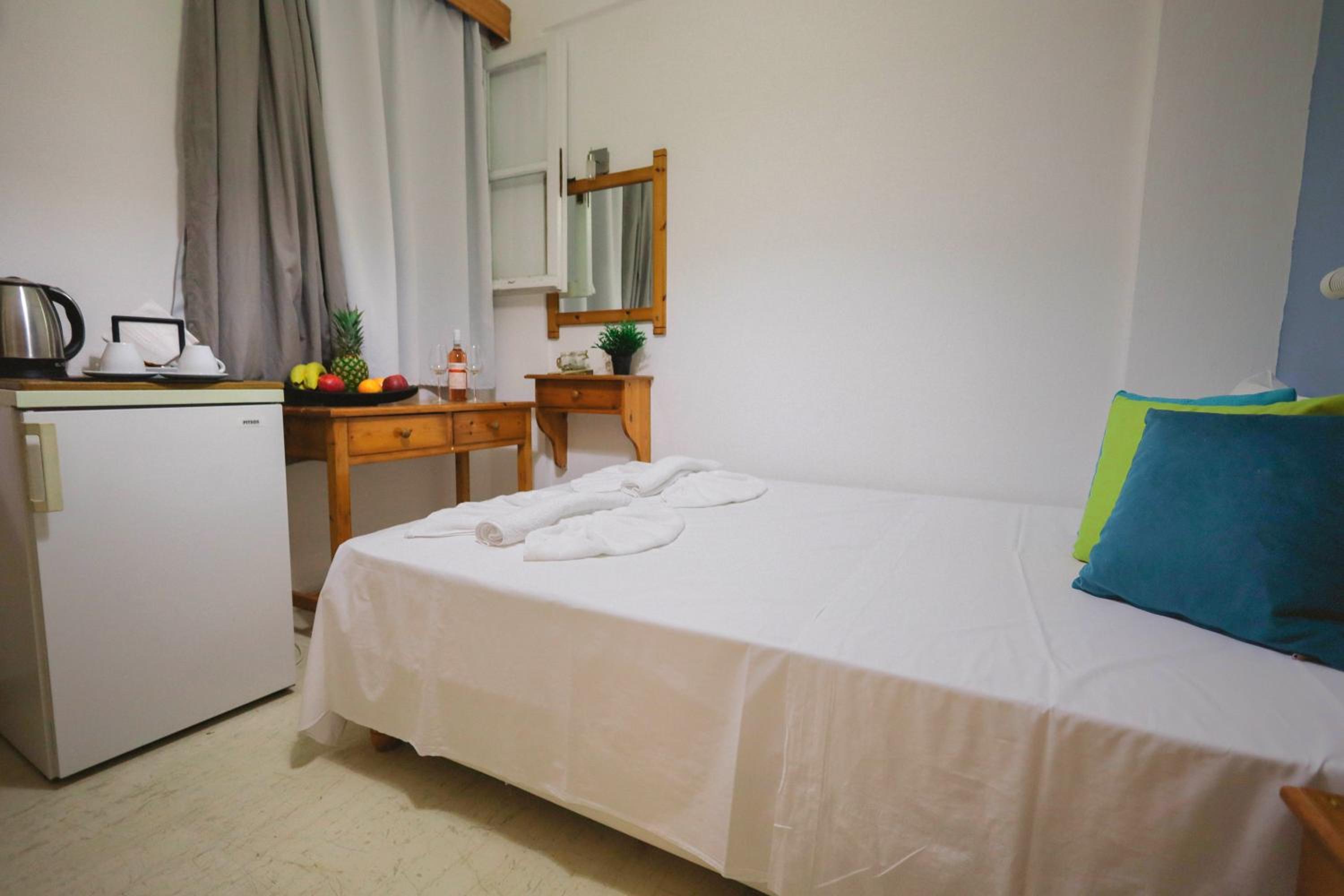Studio Apartment photo 3