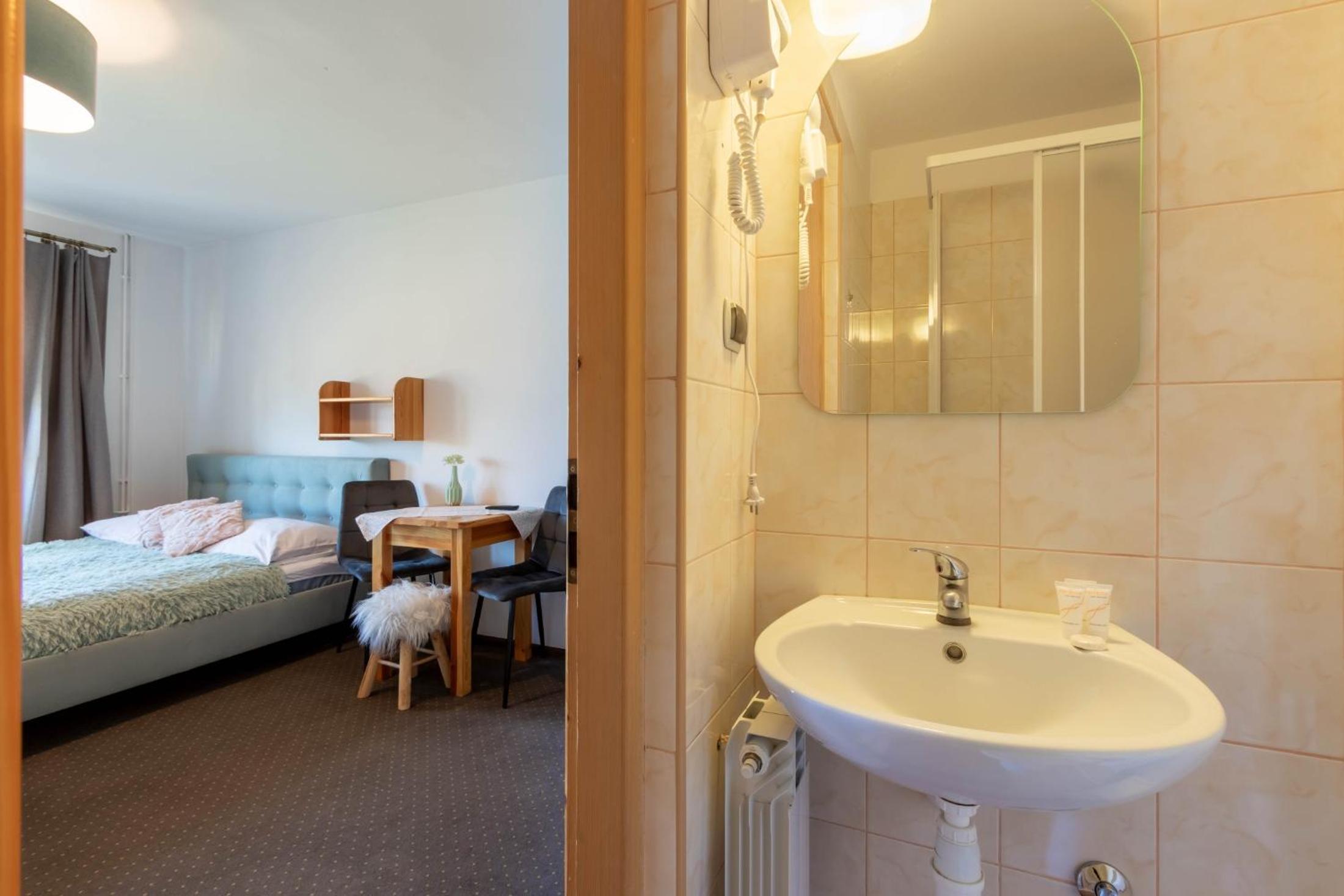 Triple Room photo 3