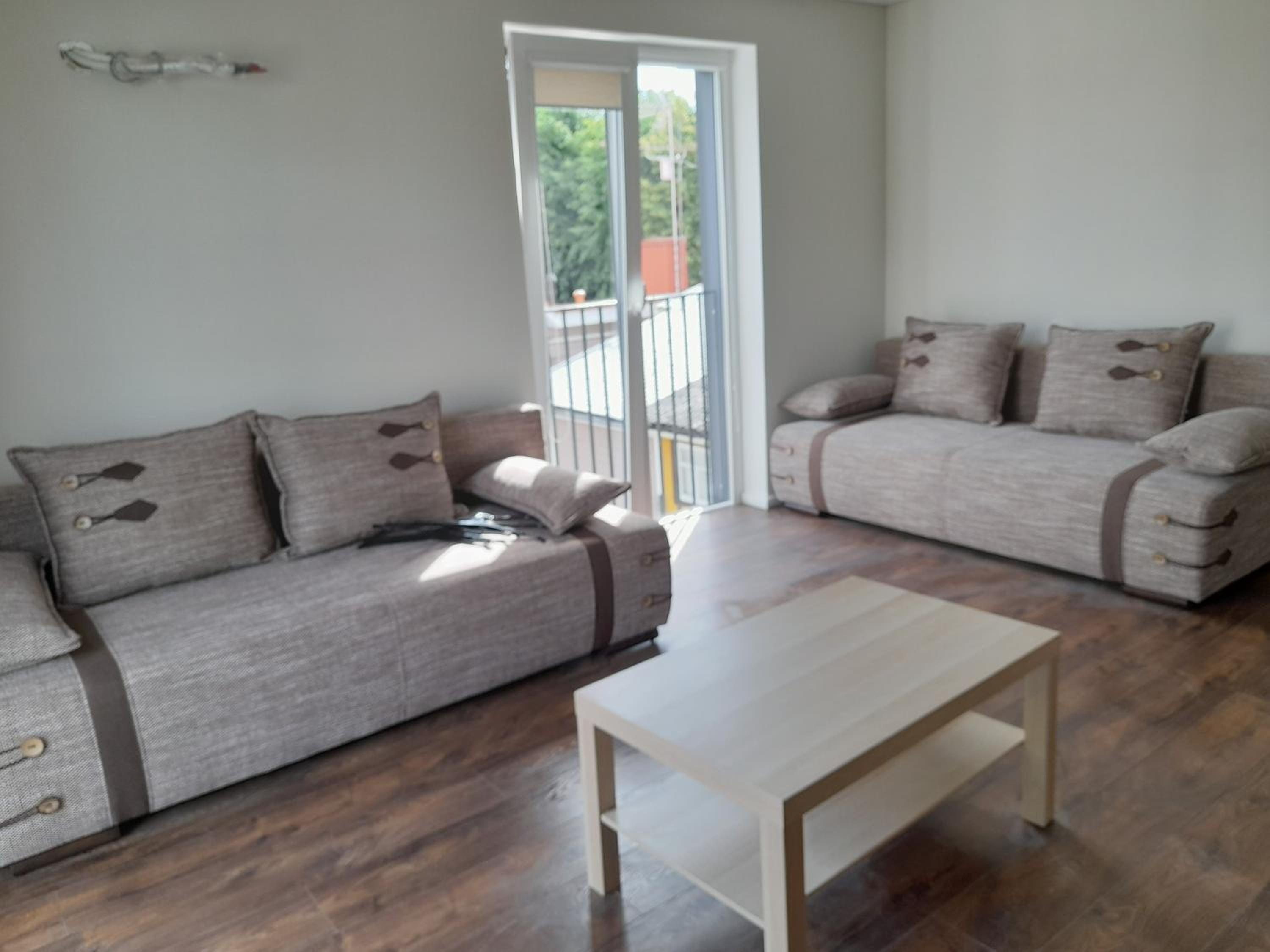 Quadruple Room with Balcony - Photo 5