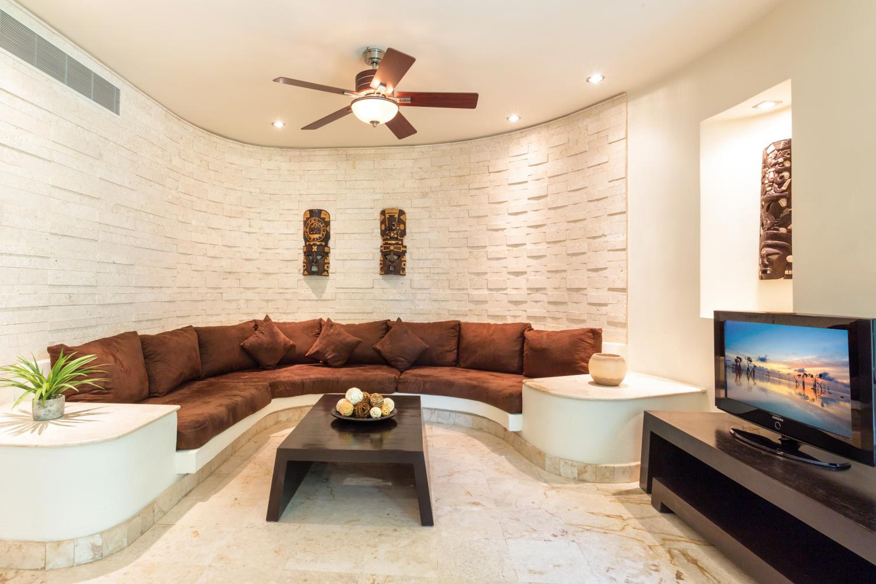Two-Bedroom Apartment - Photo 1