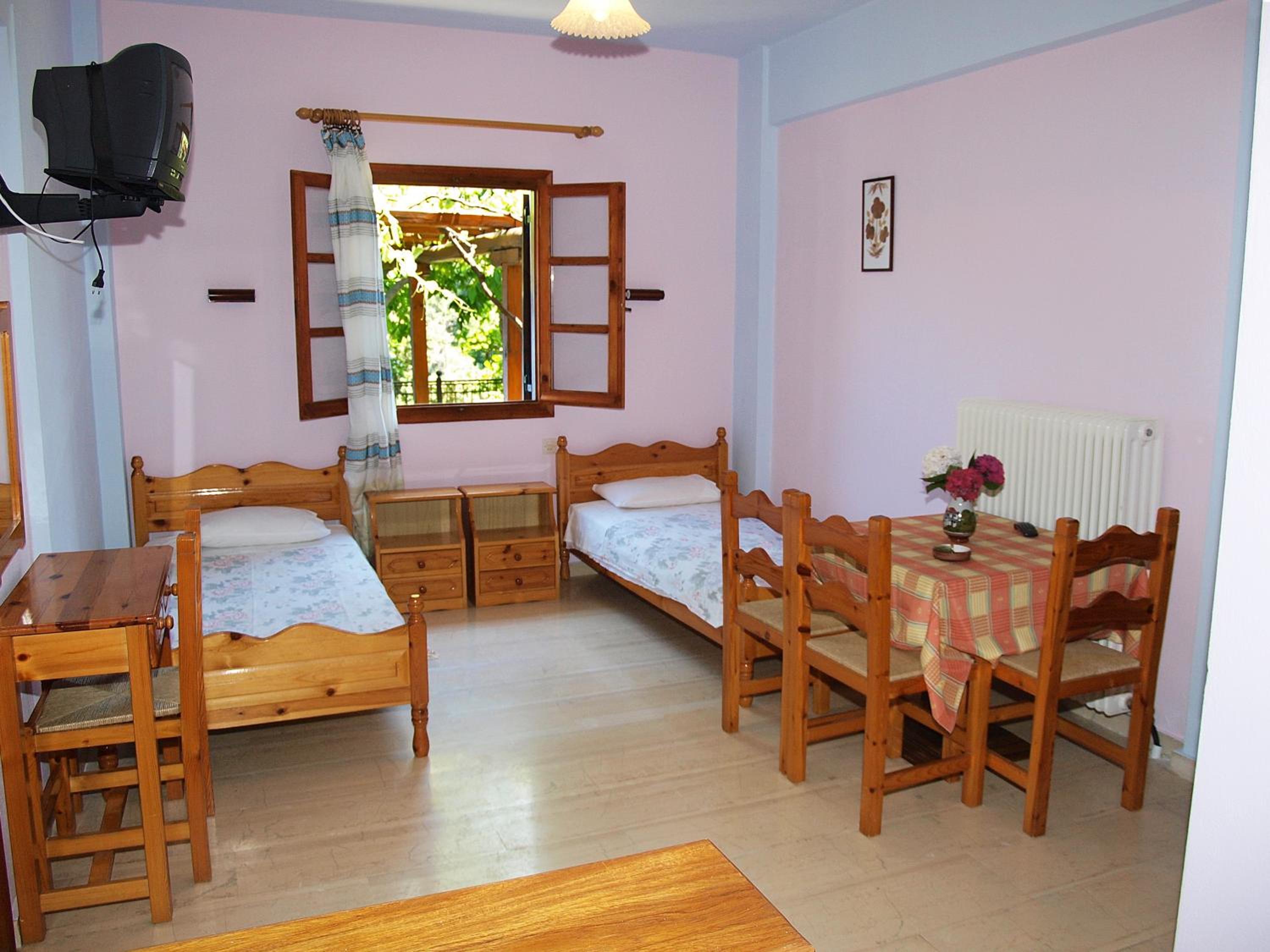 Apartment with Sea View - Photo 8