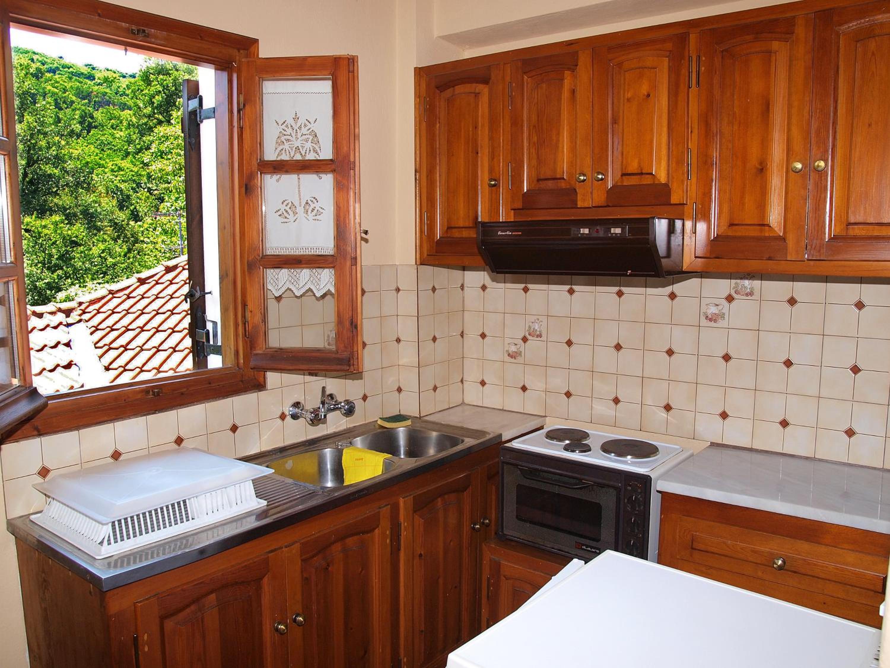 Apartment with Fireplace - Photo 10