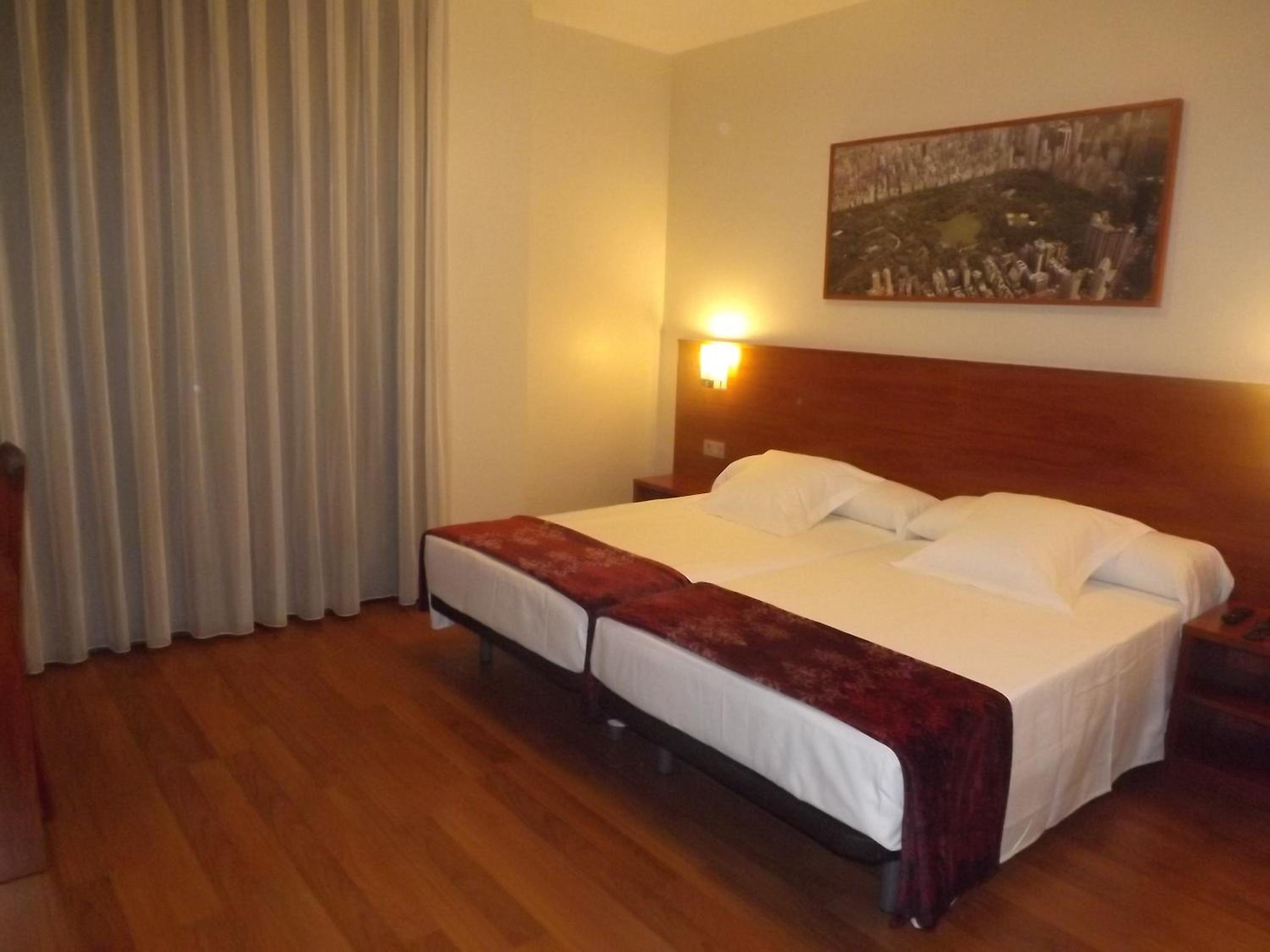 Double Or Twin Room photo 2