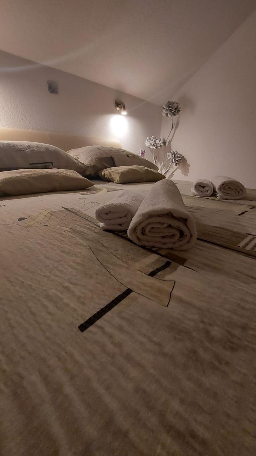 Two-Bedroom Apartment - Photo 25