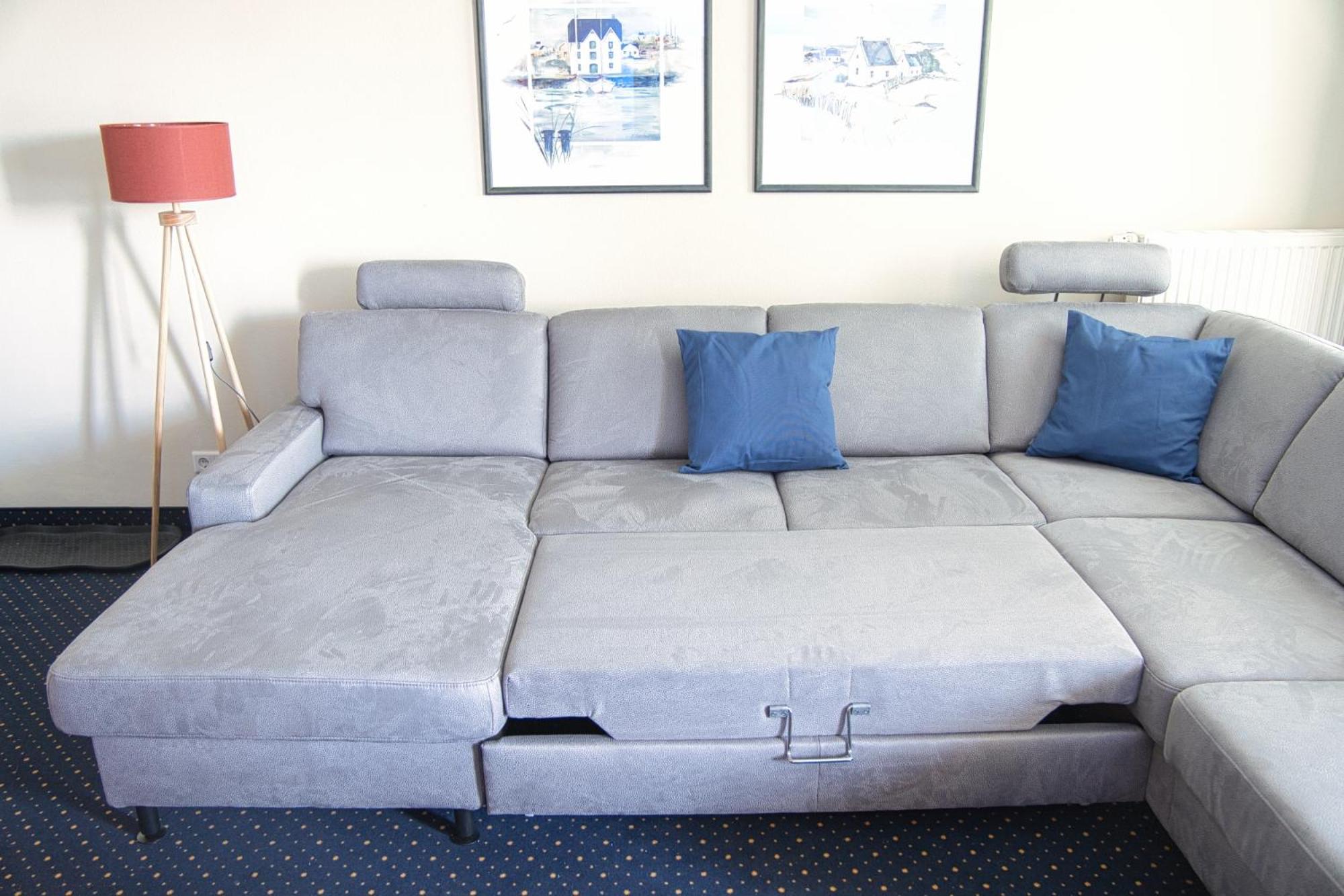 One-Bedroom Apartment photo 2