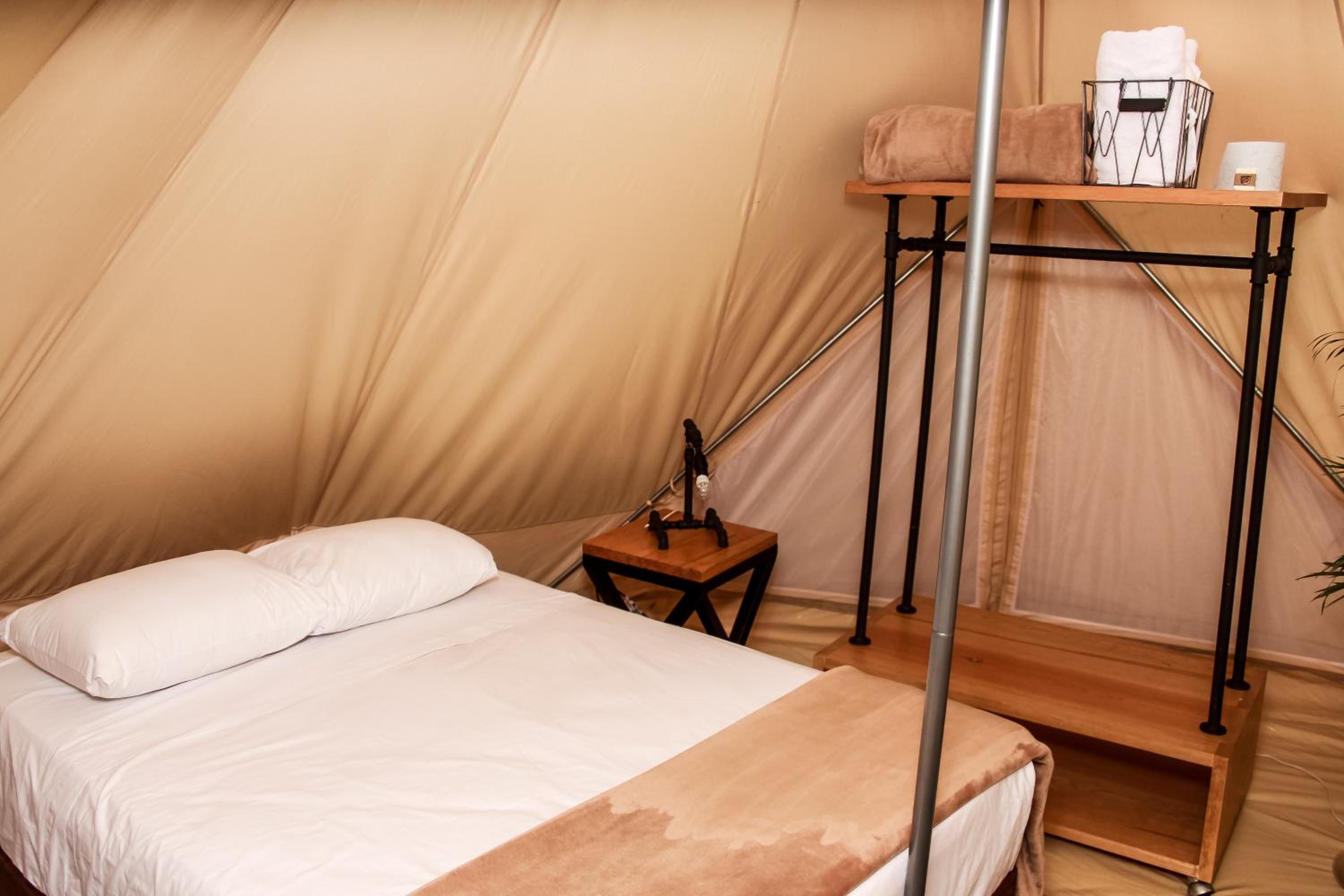 Tent - Photo 4