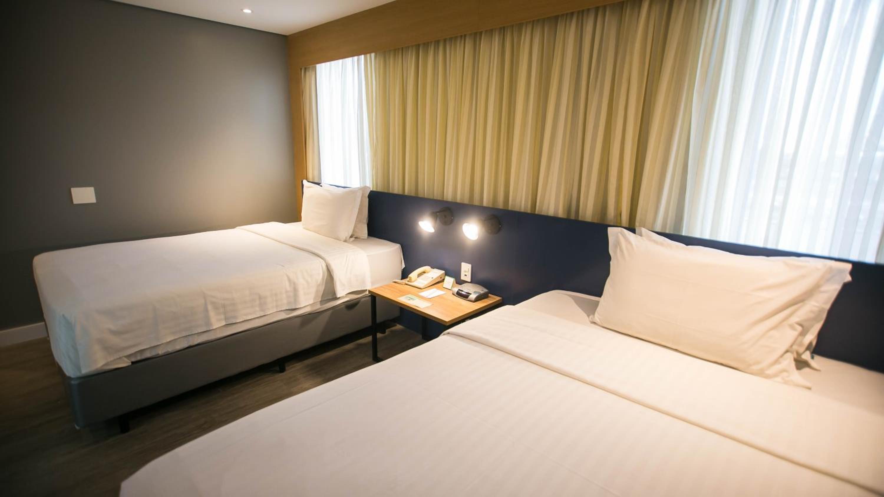 Standard Double Room with Two Double Beds - Photo 1
