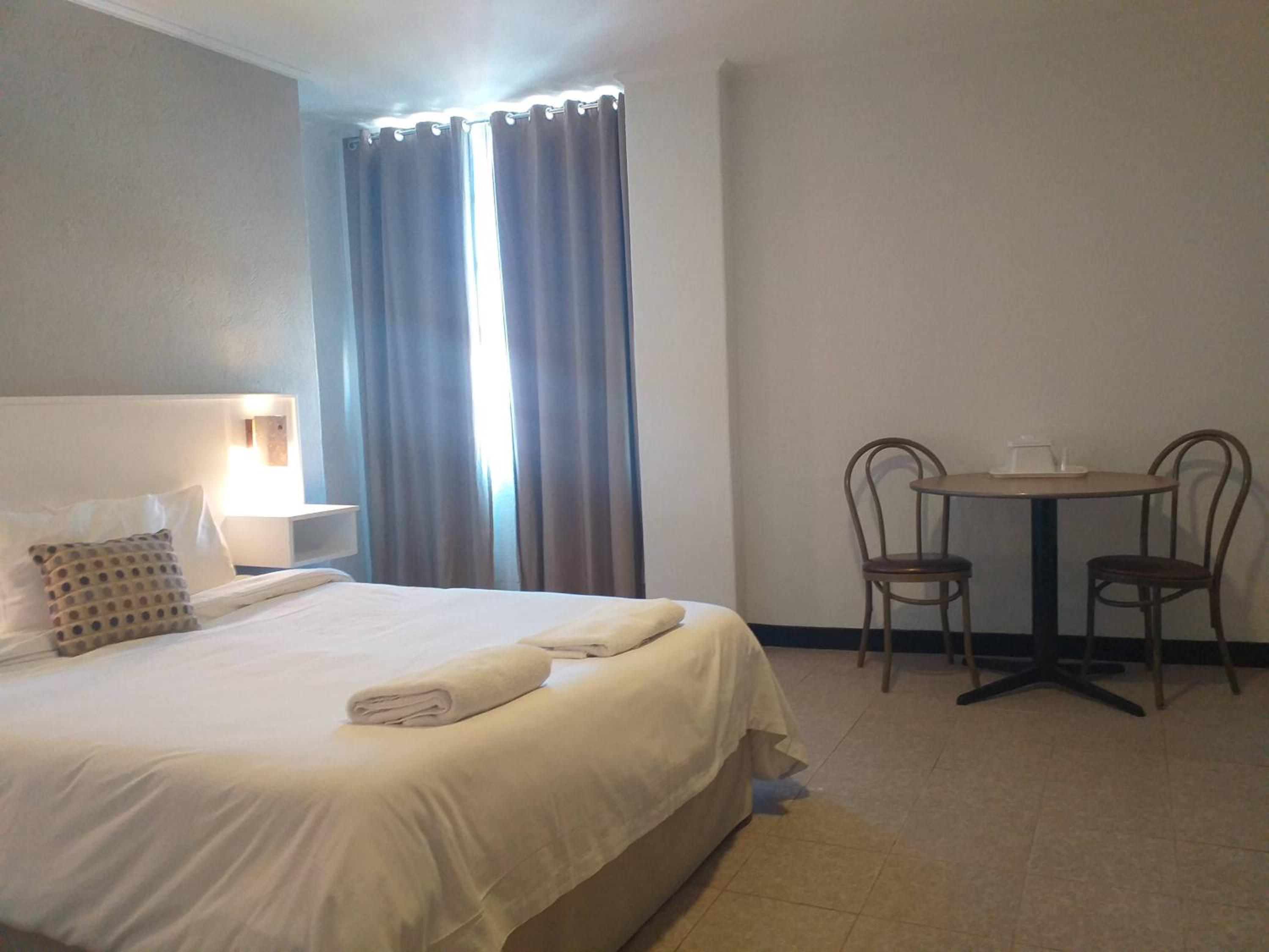 Deluxe Queen Room photo 3