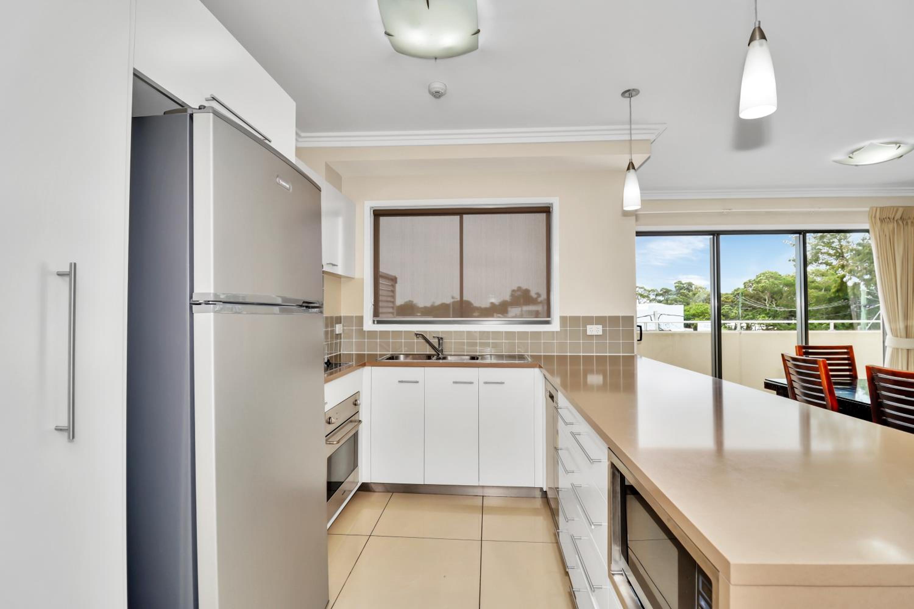 Three-Bedroom Apartment with Ocean View photo 2
