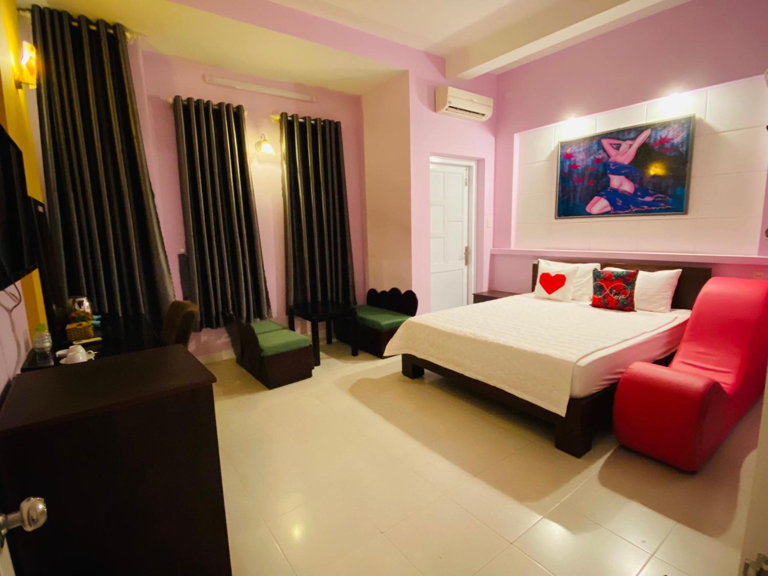 King Room With Balcony photo 1