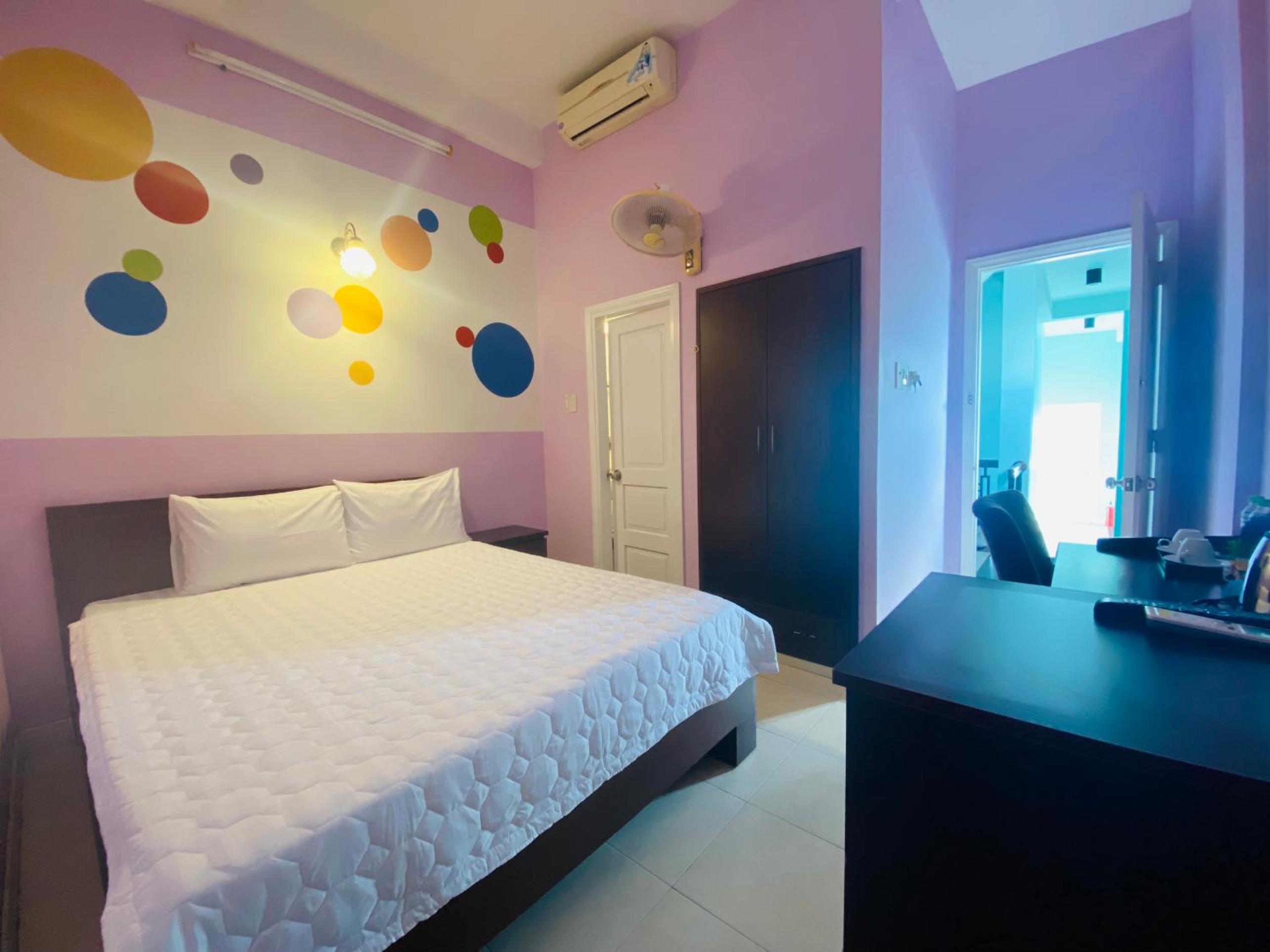 Double Room With Private Bathroom photo 1