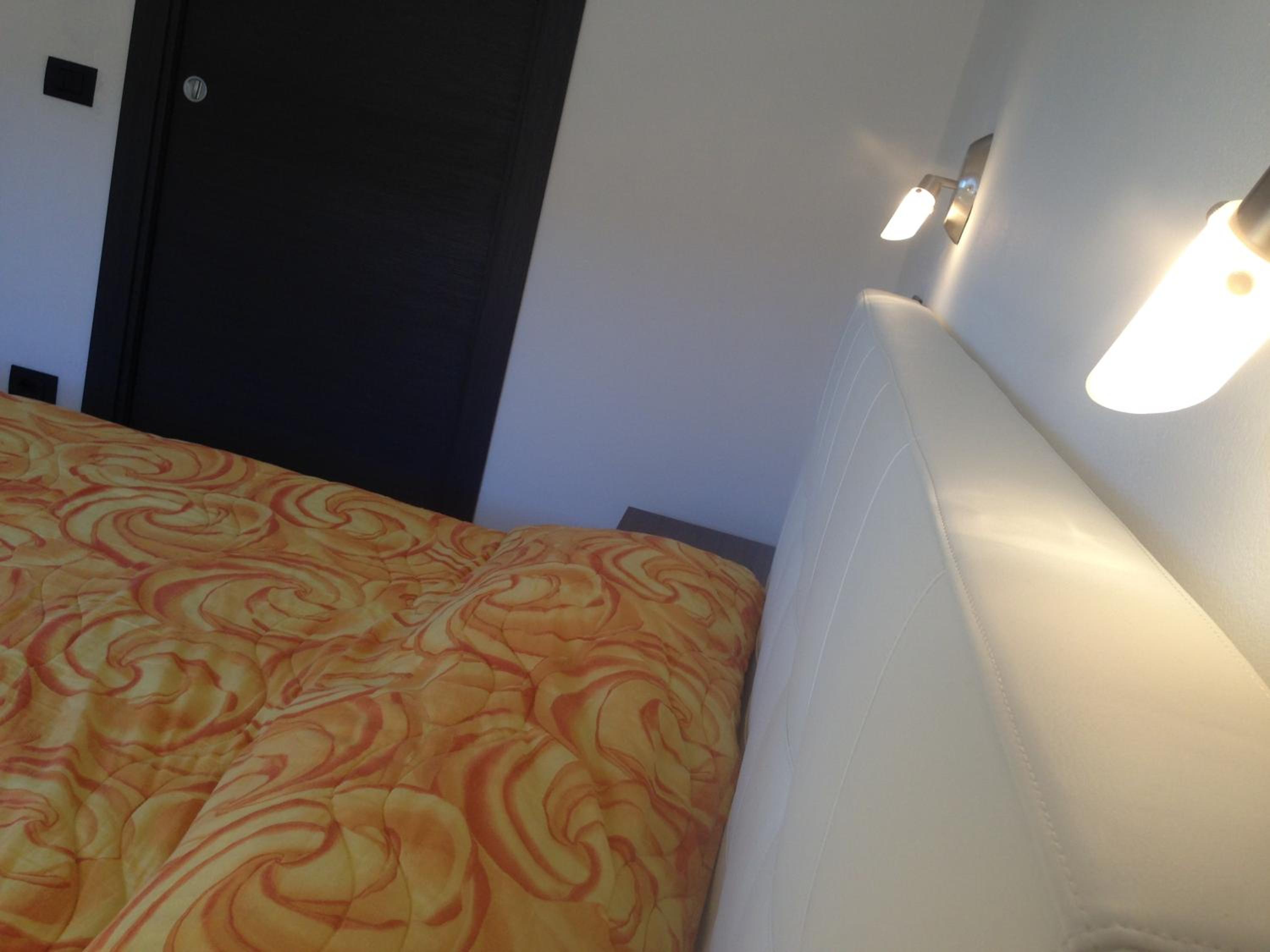 Double Room with Private Bathroom photo 1