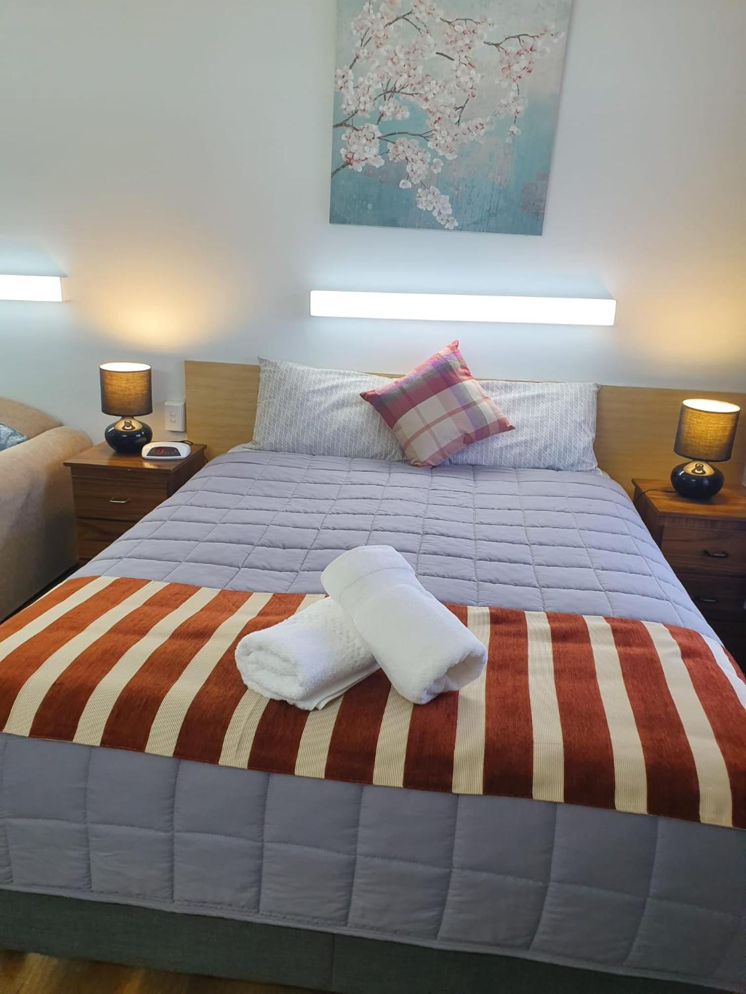 Deluxe Queen Room - Photo 4