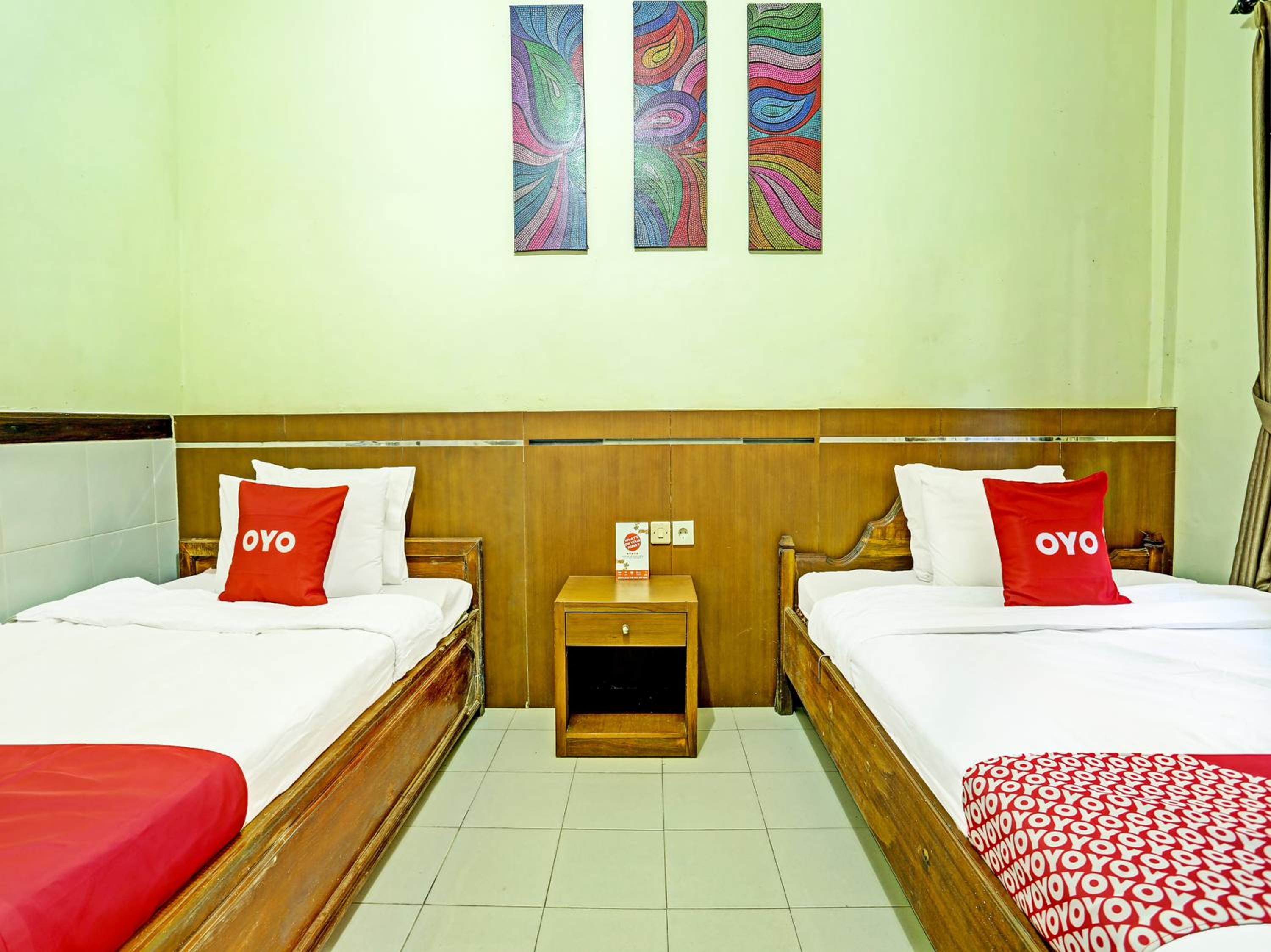 Deluxe Family Room - Photo 7