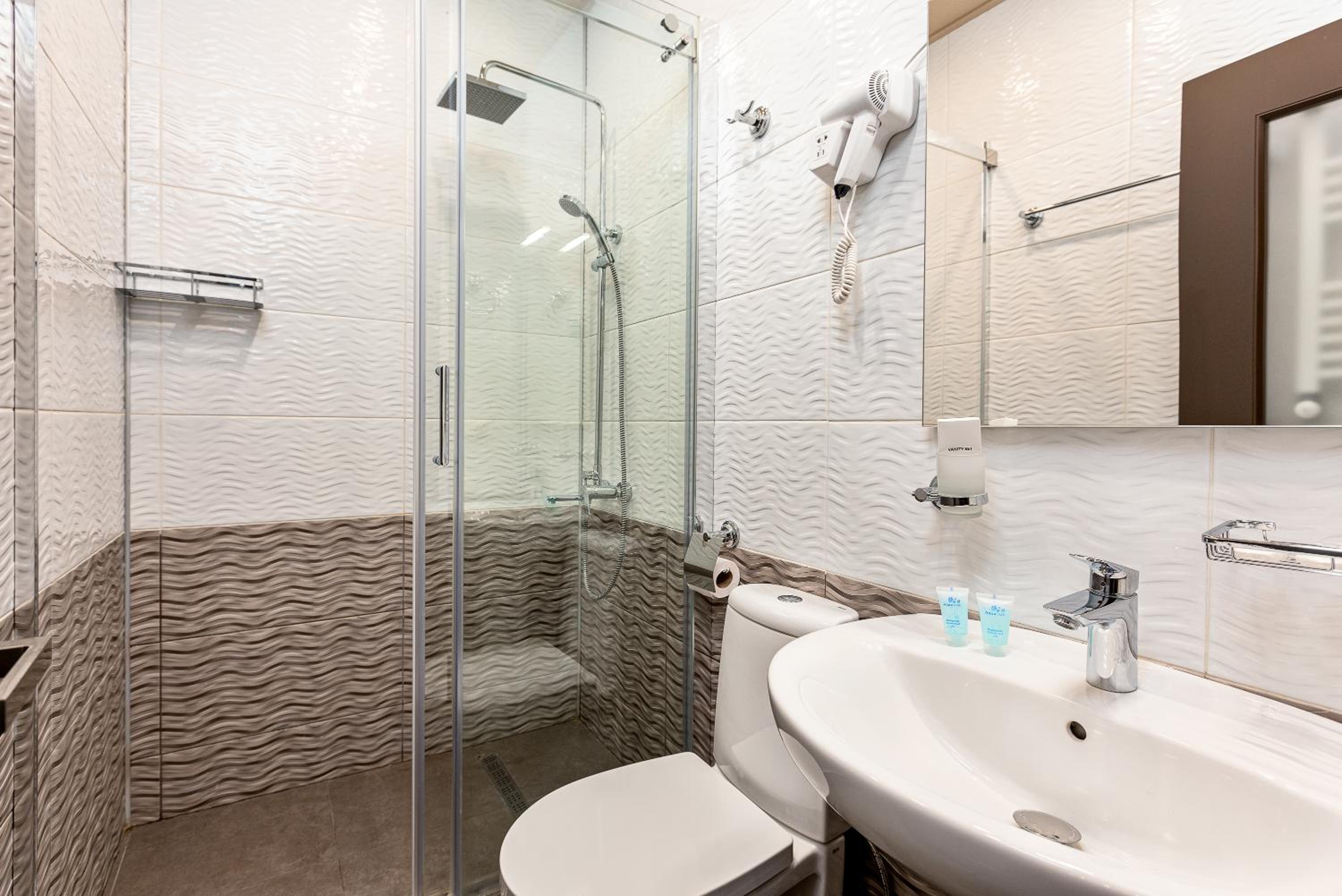Double Room - Photo 4