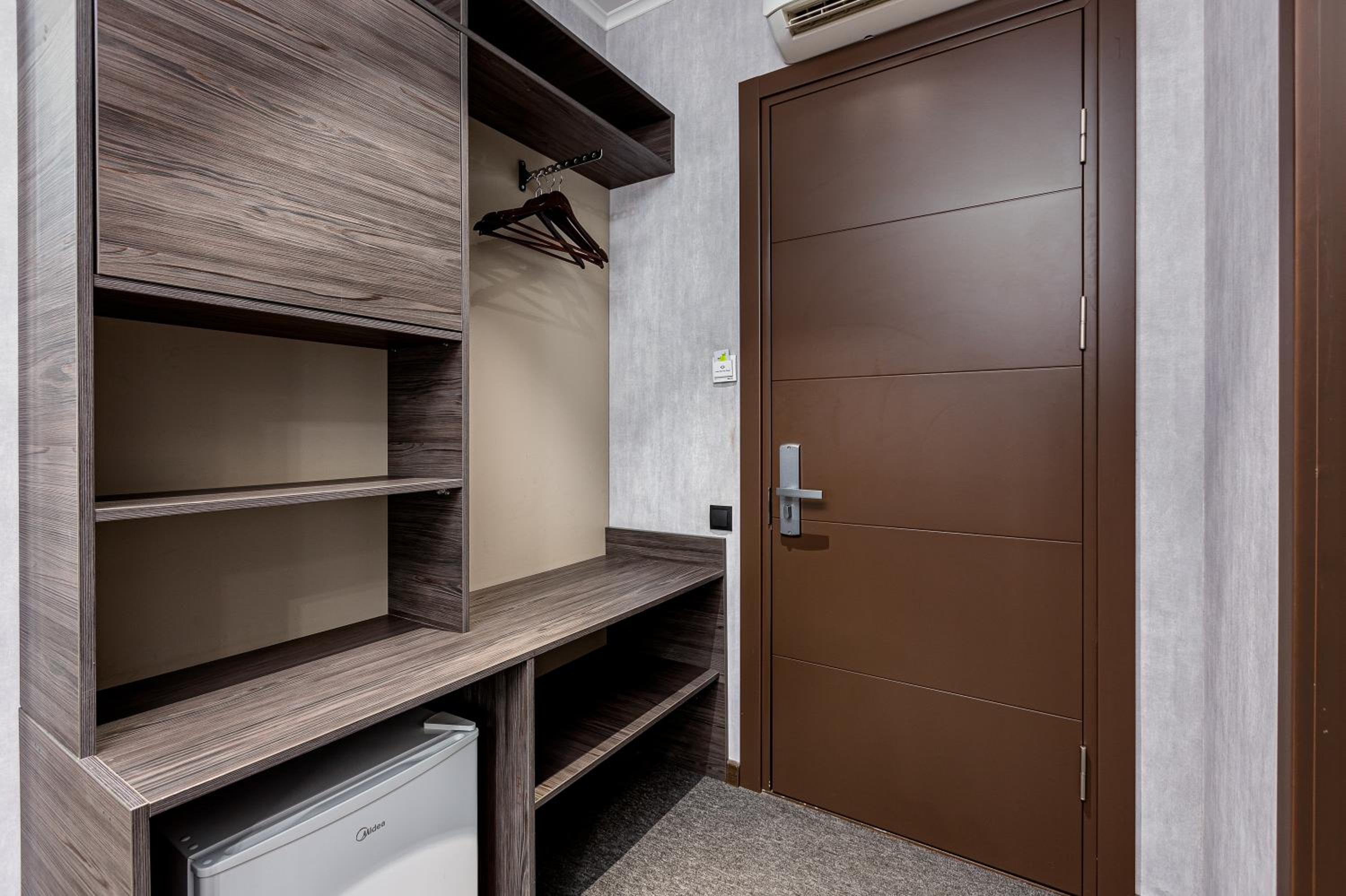 Standard Double Room - Photo 4