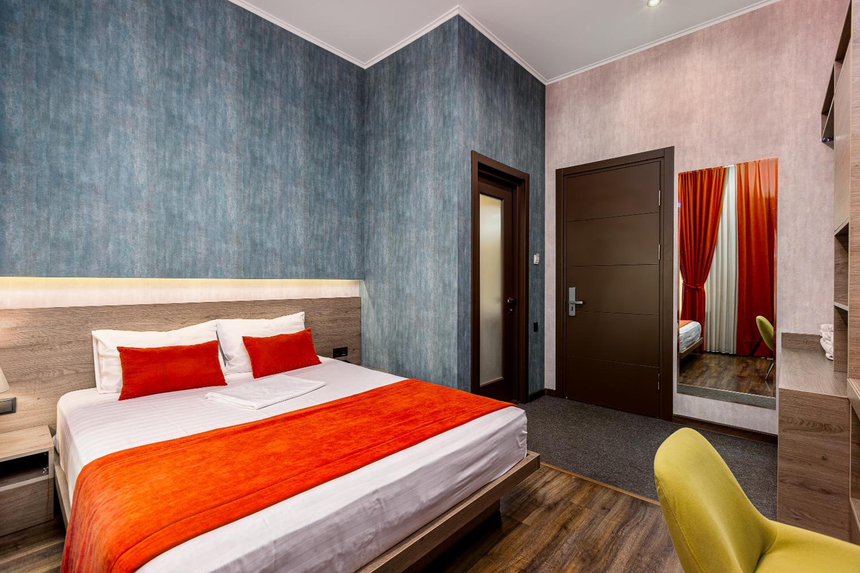 Double Room - Photo 1